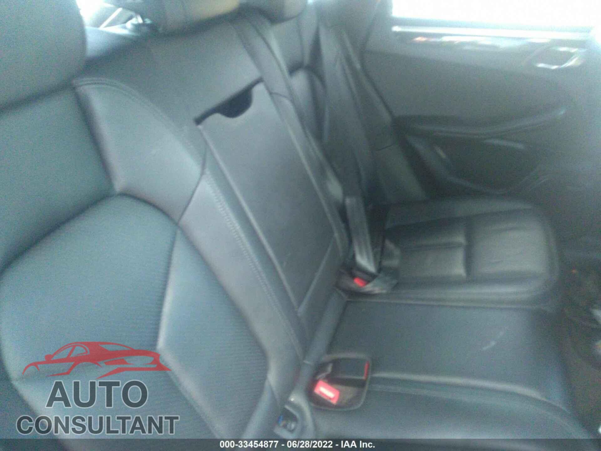 PORSCHE MACAN 2017 - WP1AA2A56HLB01947