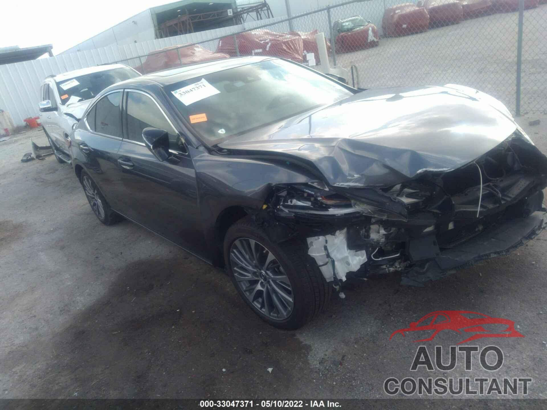 LEXUS ES 2019 - 58ABZ1B15KU038267