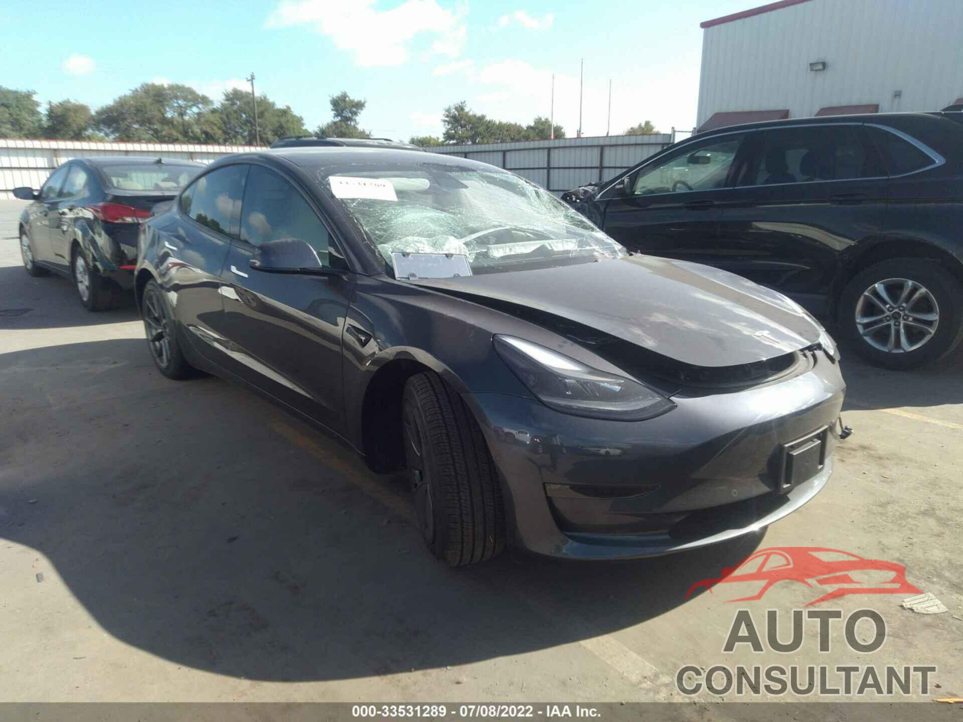TESLA MODEL 3 2021 - 5YJ3E1EB1MF990145