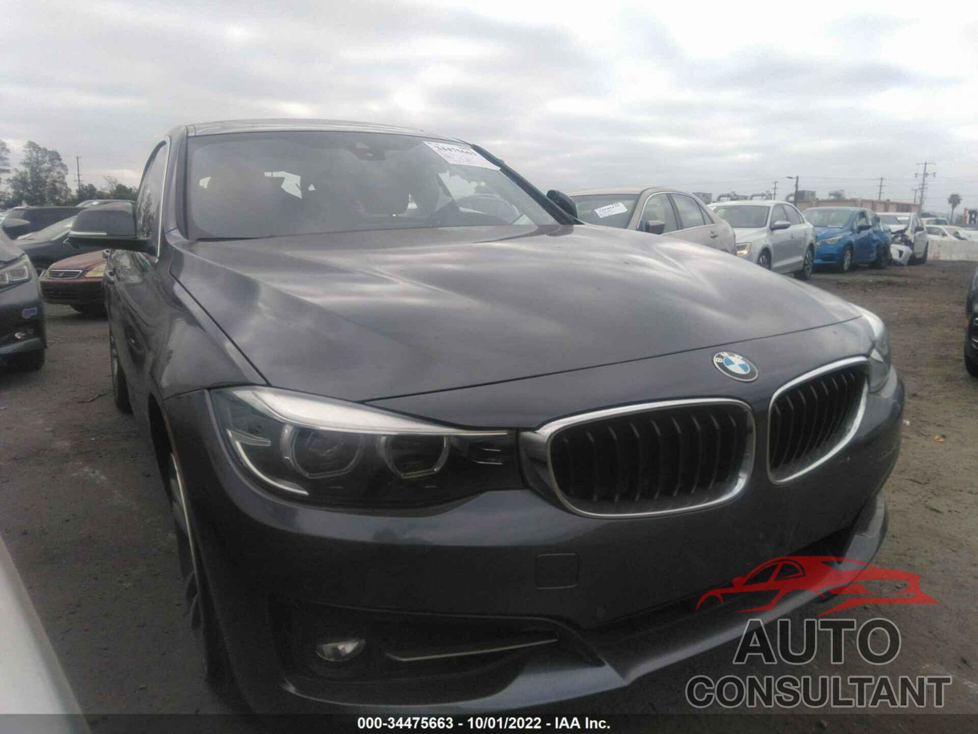 BMW 3 SERIES 2018 - WBA8Z9C55JB220158