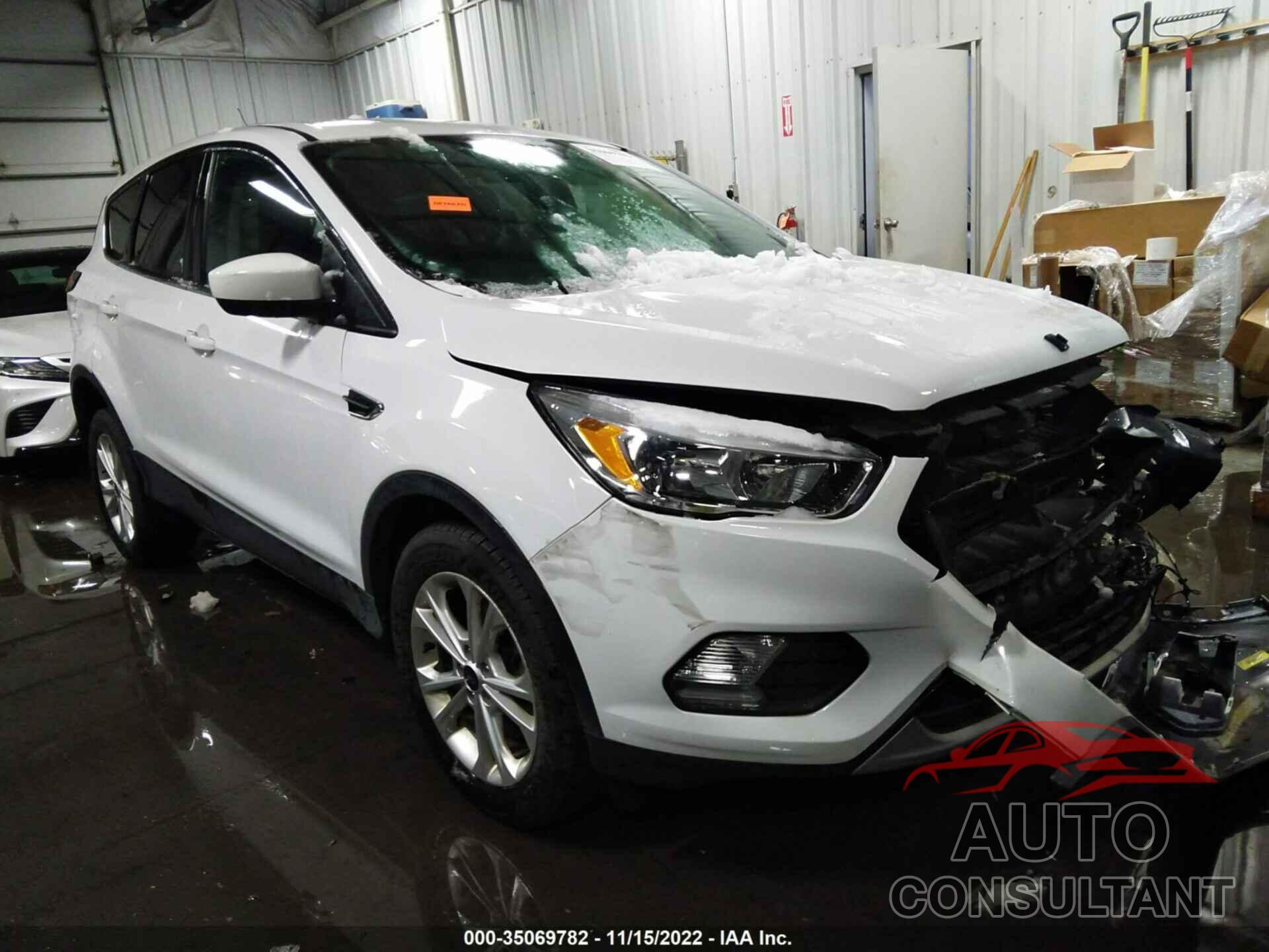 FORD ESCAPE 2019 - 1FMCU9GD1KUB32819