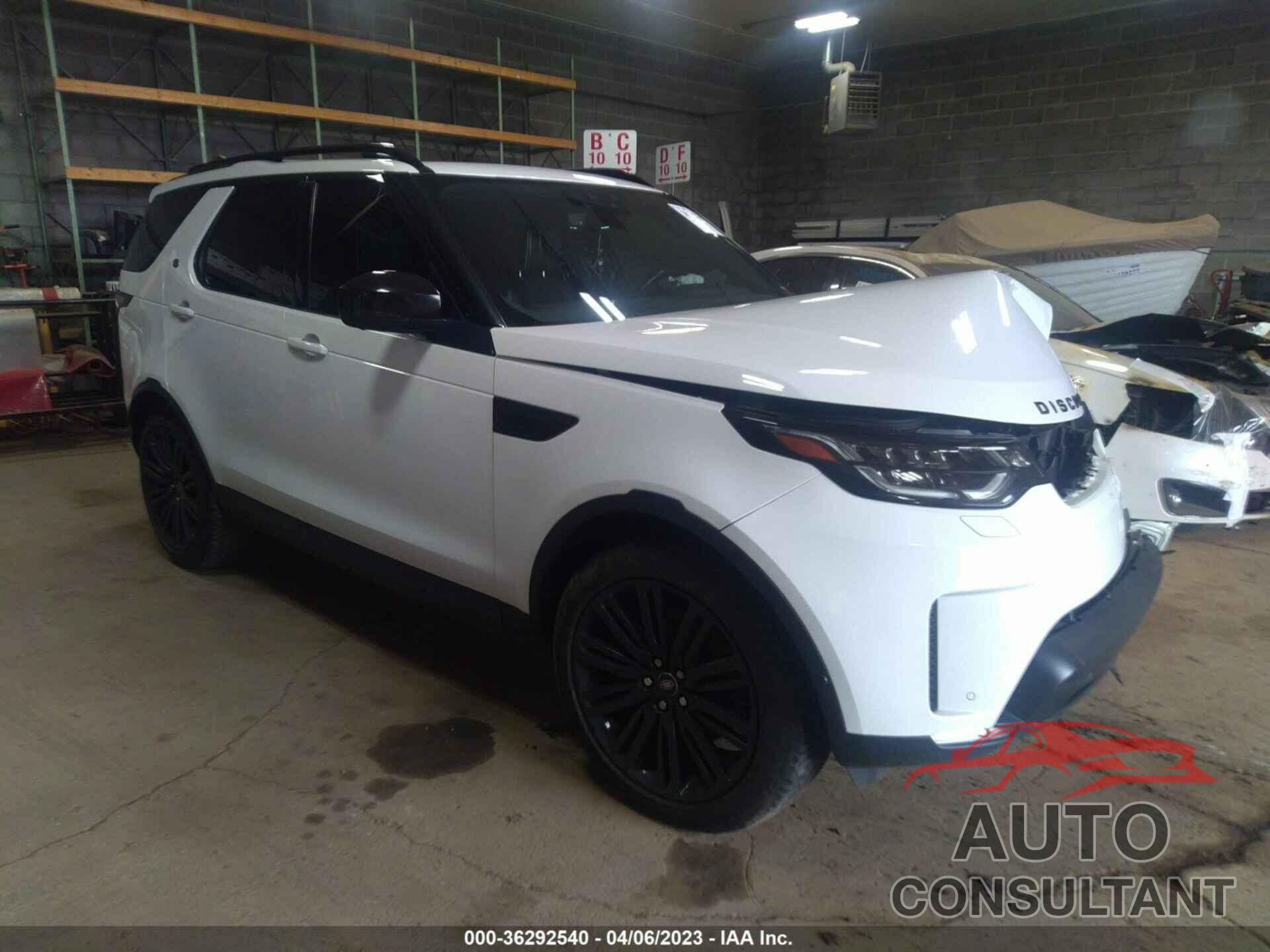 LAND ROVER DISCOVERY 2017 - SALRHBBV0HA021336