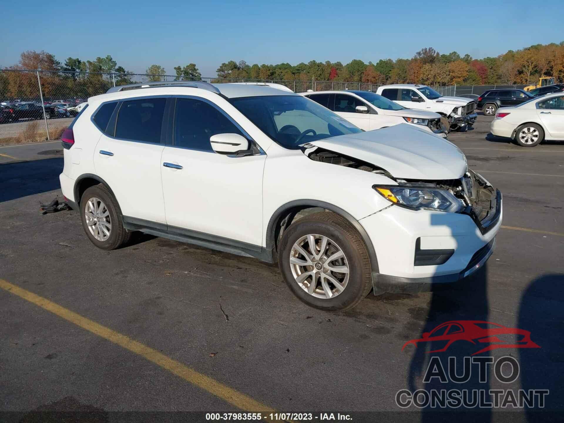 NISSAN ROGUE 2017 - KNMAT2MT1HP514860