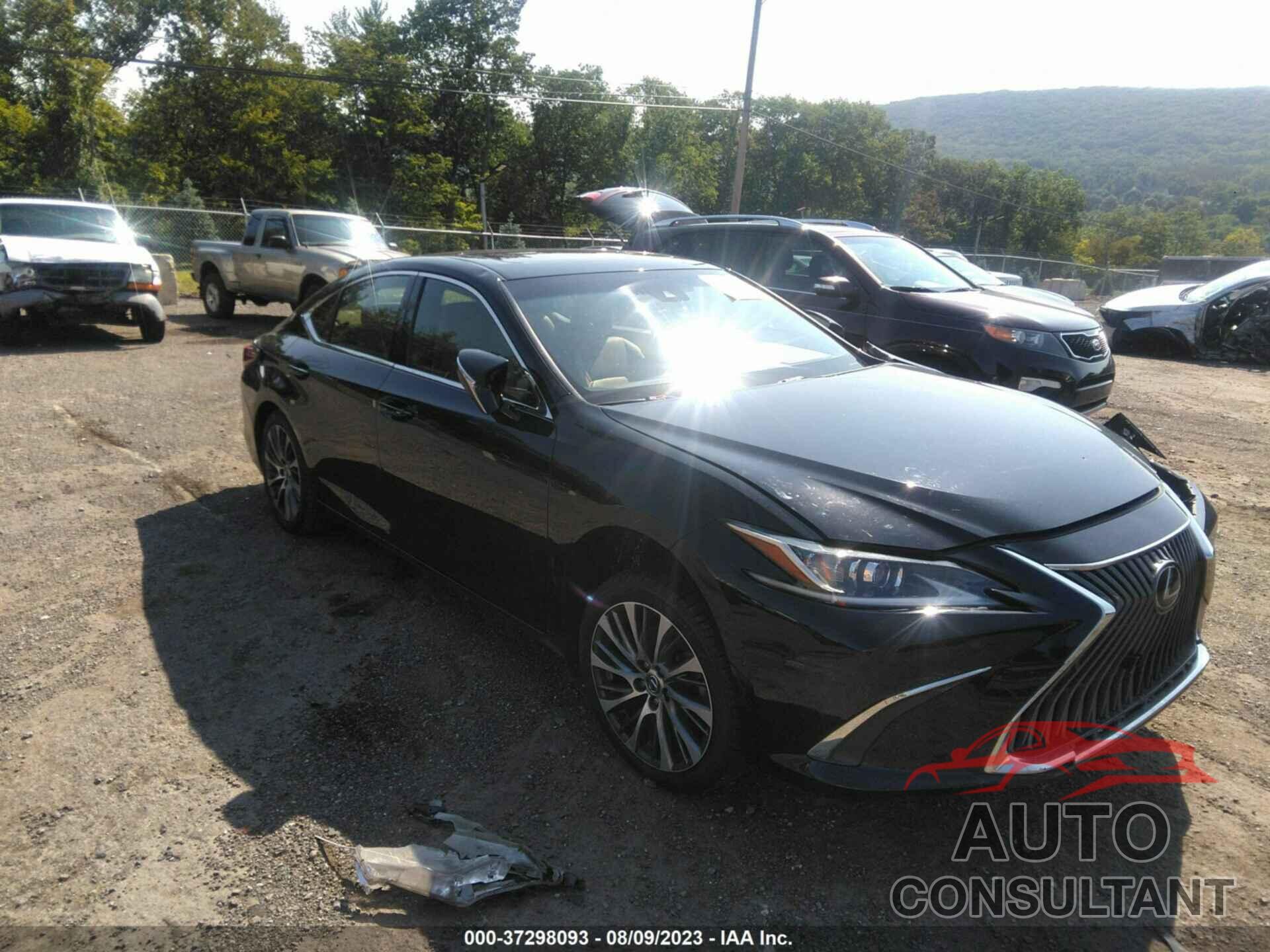 LEXUS ES 2019 - JTHBZ1B15K2002634