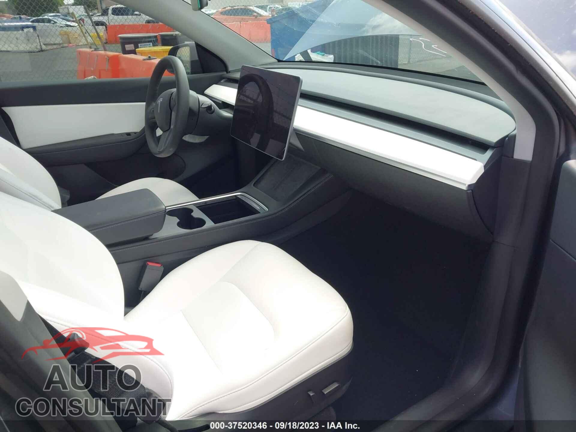 TESLA MODEL Y 2022 - 7SAYGDEF2NF398892