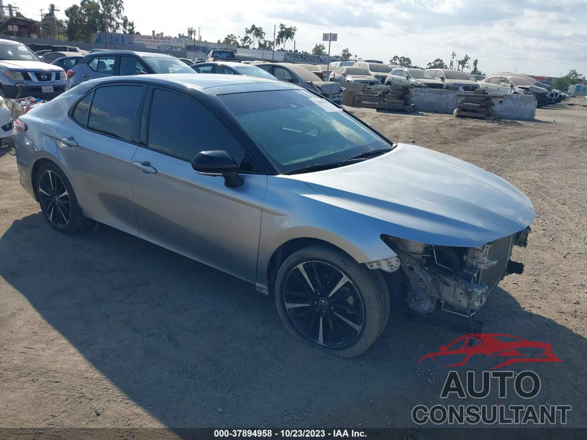 TOYOTA CAMRY 2018 - 4T1BZ1HK0JU020362