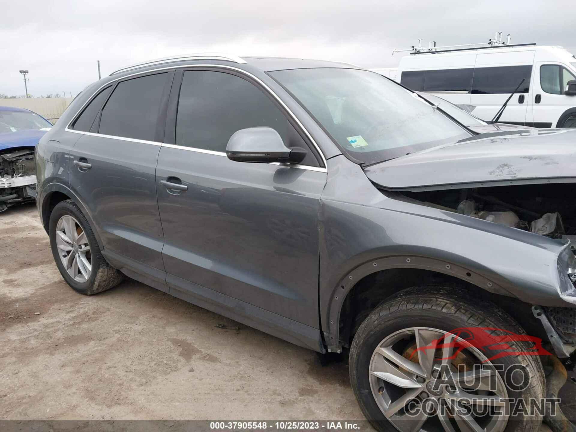 AUDI Q3 2016 - WA1EFCFS5GR007606