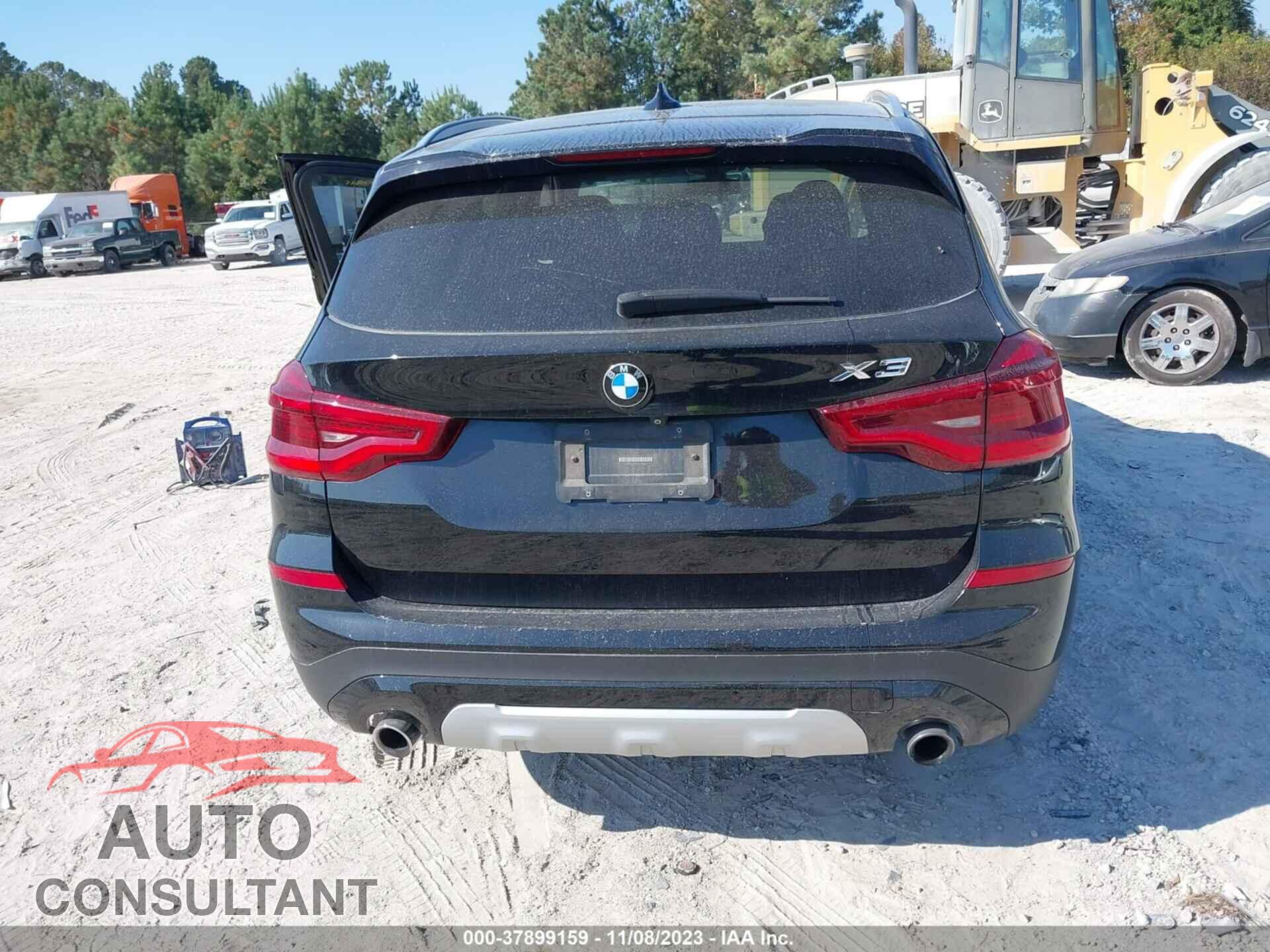 BMW X3 2018 - 5UXTR9C51JLC77689