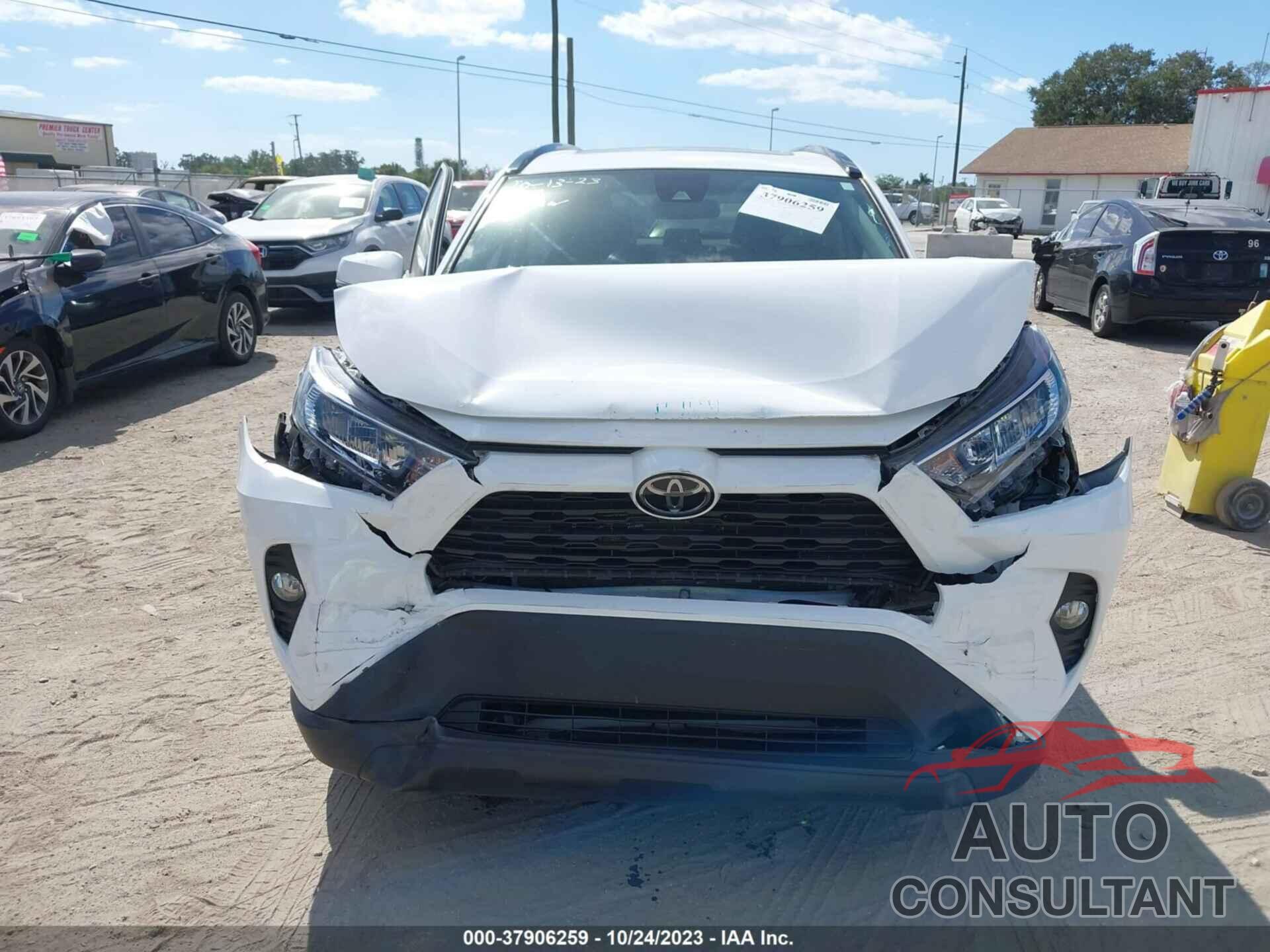 TOYOTA RAV4 2019 - 2T3C1RFVXKC010245