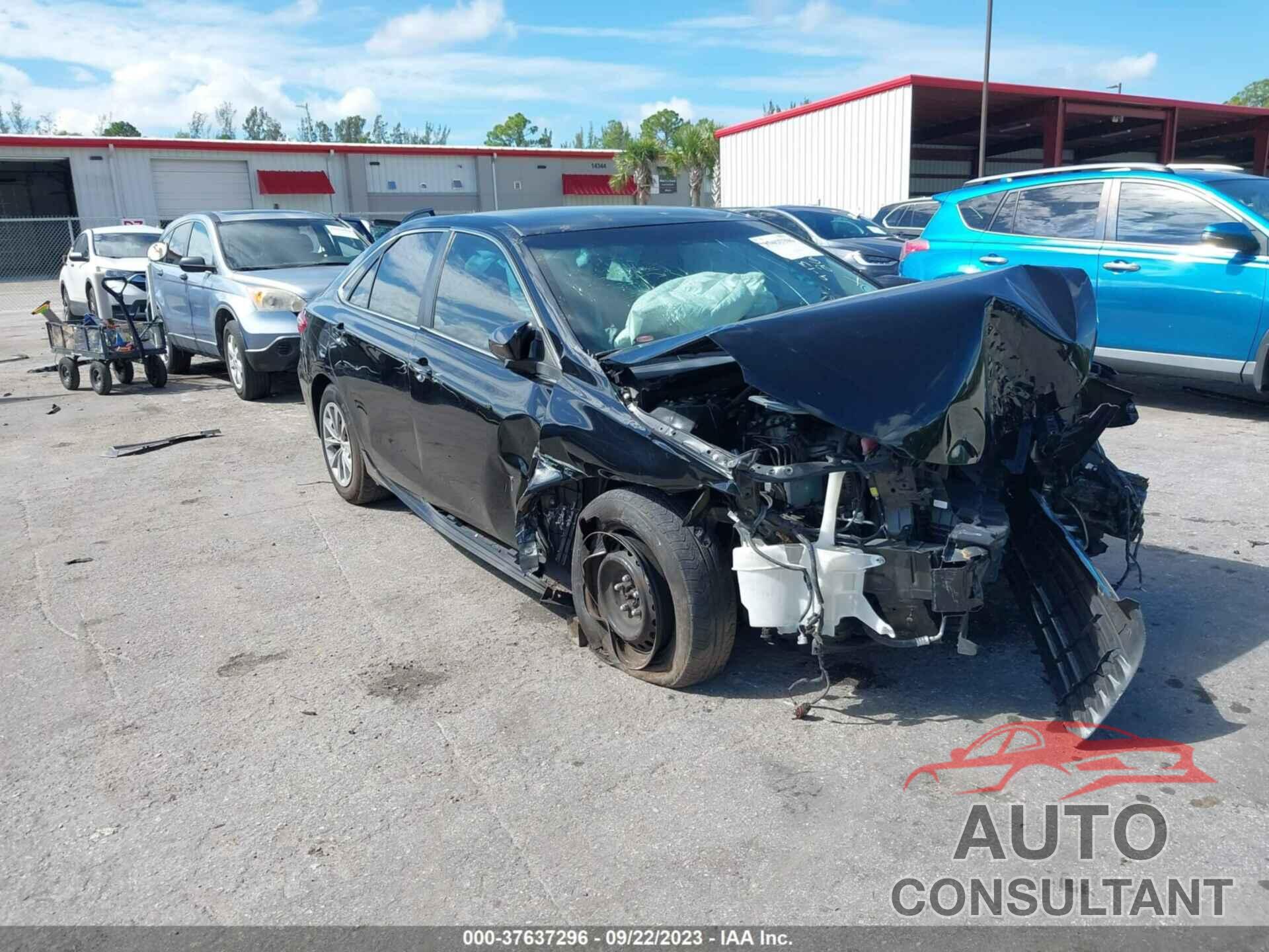 TOYOTA CAMRY 2015 - 4T1BF1FK9FU014871