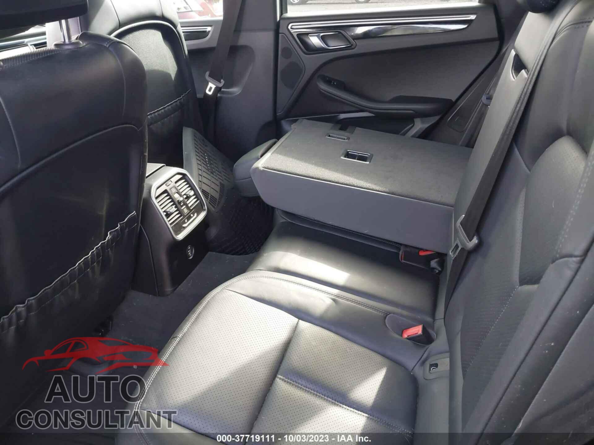 PORSCHE MACAN 2018 - WP1AA2A52JLB18847