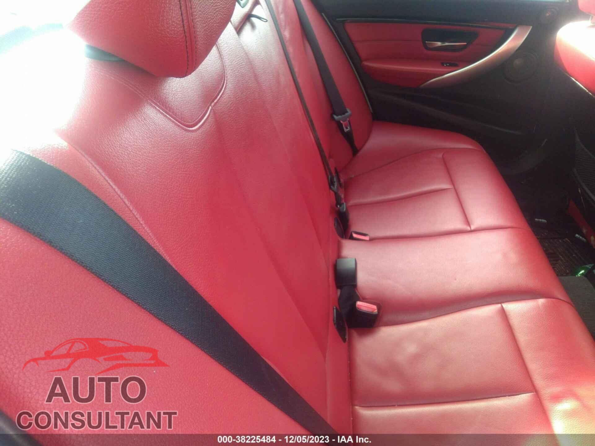 BMW 328I 2016 - WBA8E9G56GNT46591