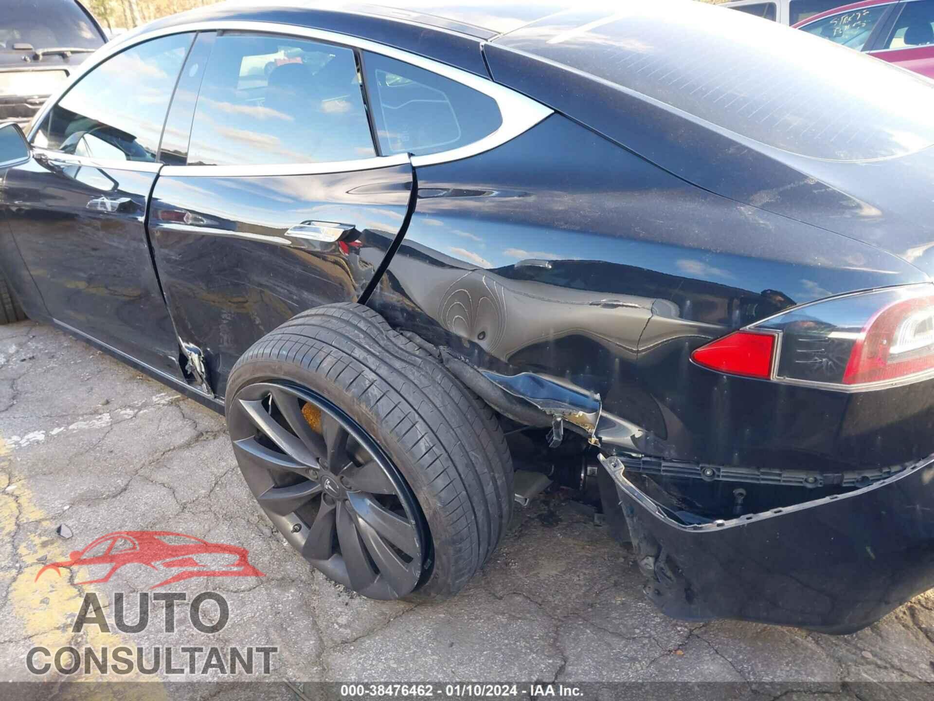 TESLA MODEL S 2017 - 5YJSA1E10HF216909