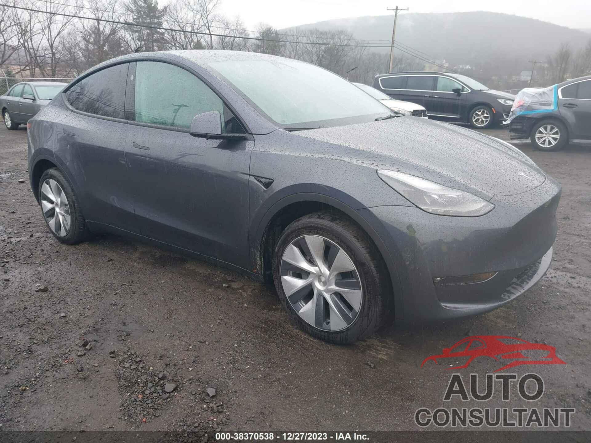 TESLA MODEL Y 2023 - 7SAYGDED3PF931575