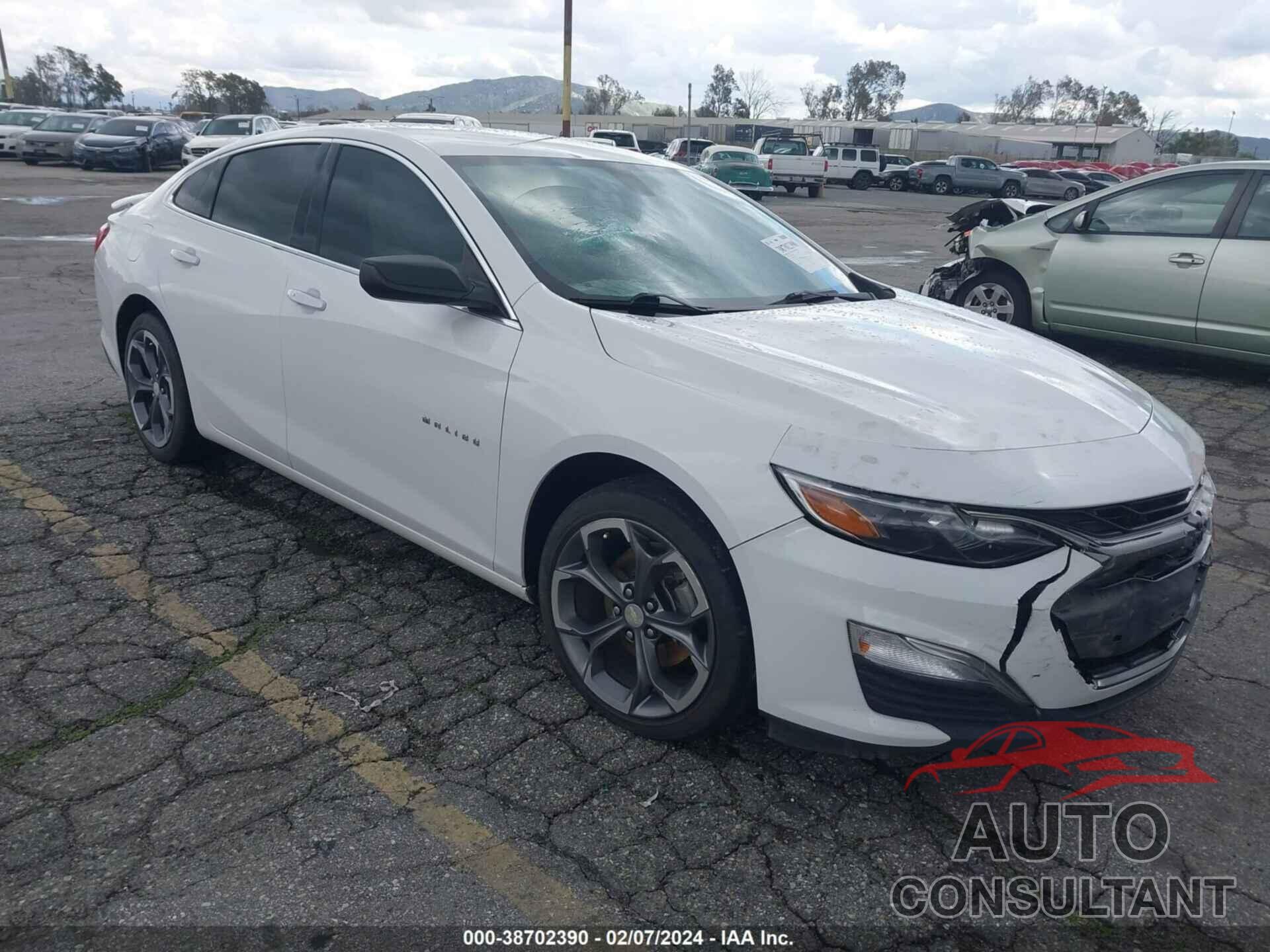 CHEVROLET MALIBU 2019 - 1G1ZG5ST0KF191788