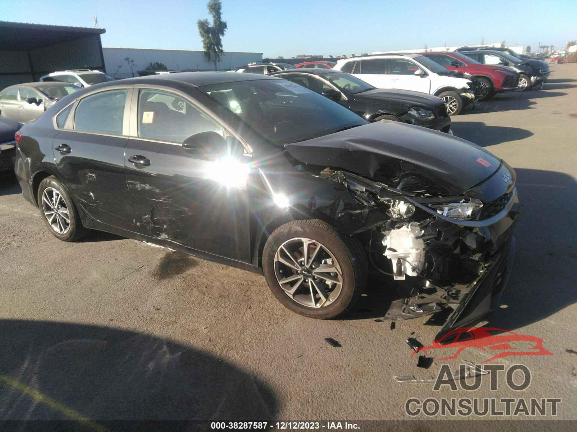 KIA FORTE 2023 - 3KPF24AD9PE585191