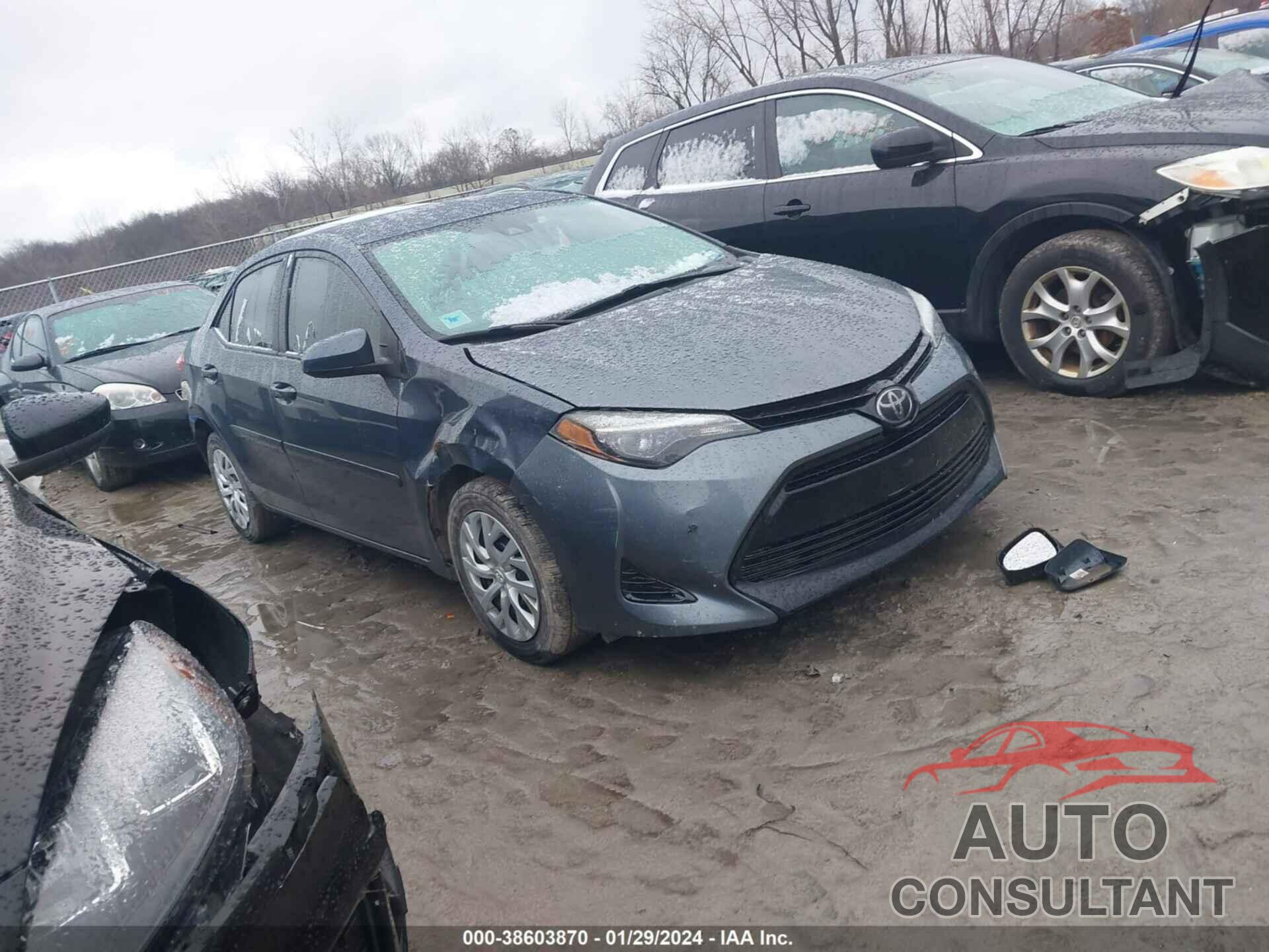 TOYOTA COROLLA 2018 - 5YFBURHE6JP763231