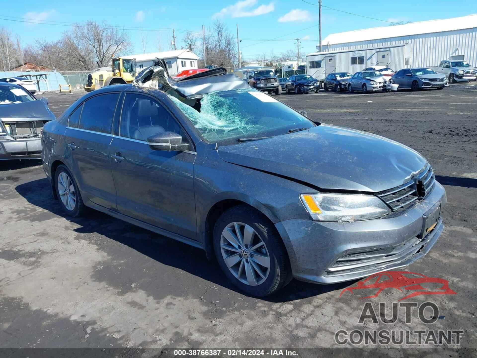 VOLKSWAGEN JETTA 2016 - 3VWD67AJ9GM328442