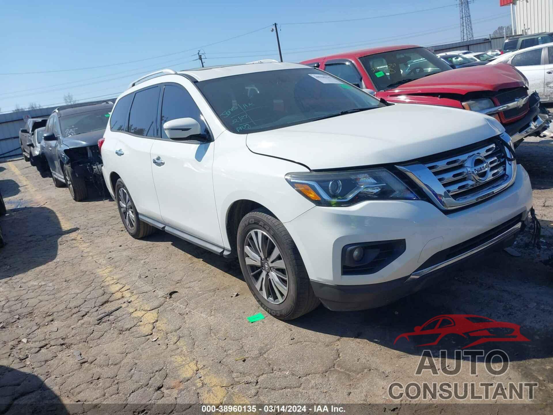 NISSAN PATHFINDER 2017 - 5N1DR2MN5HC602262