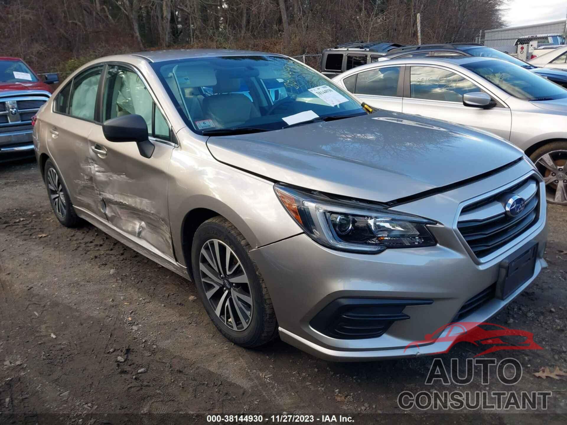 SUBARU LEGACY 2018 - 4S3BNAB68J3022782