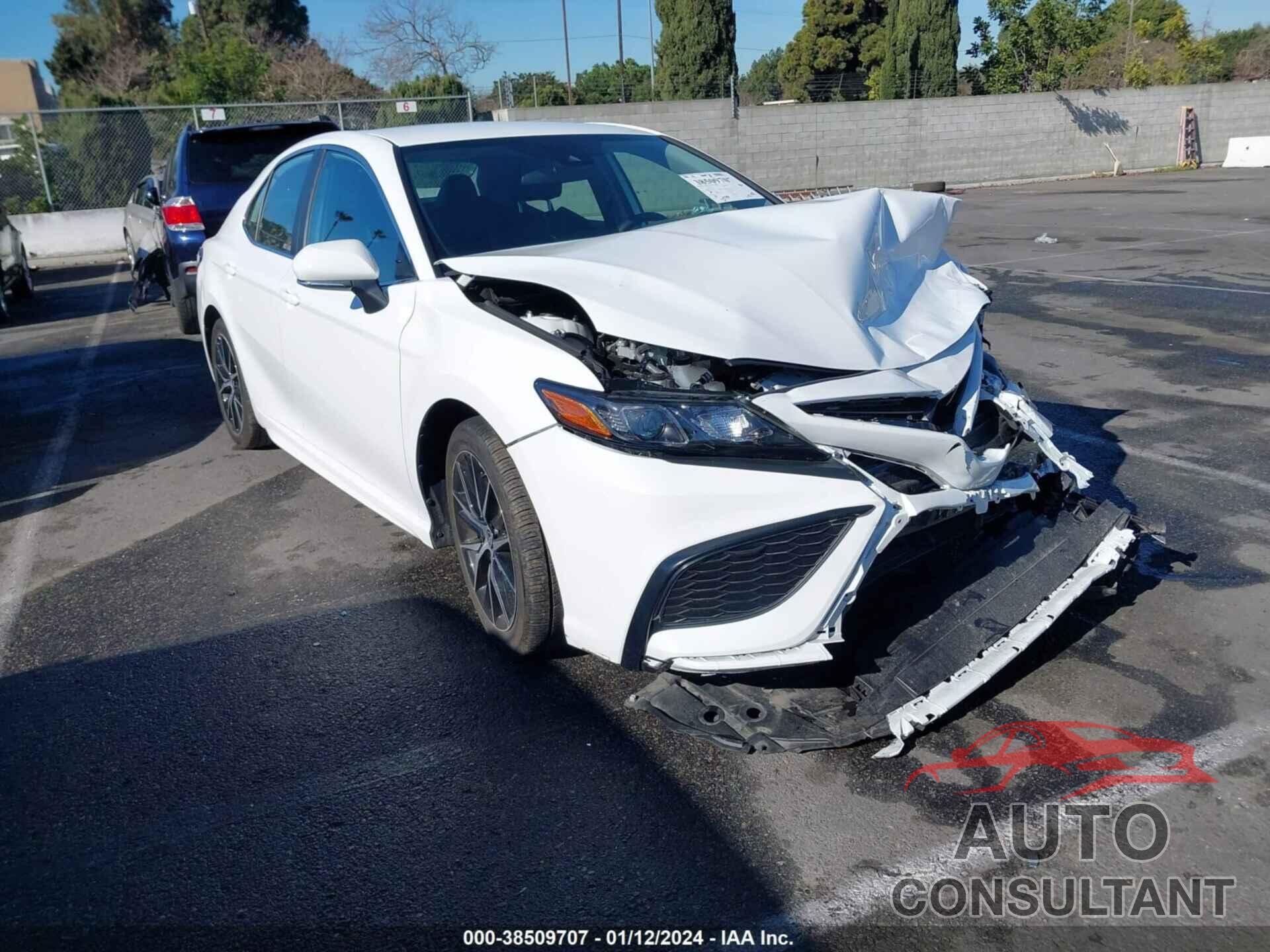 TOYOTA CAMRY 2022 - 4T1G31AK3NU597636