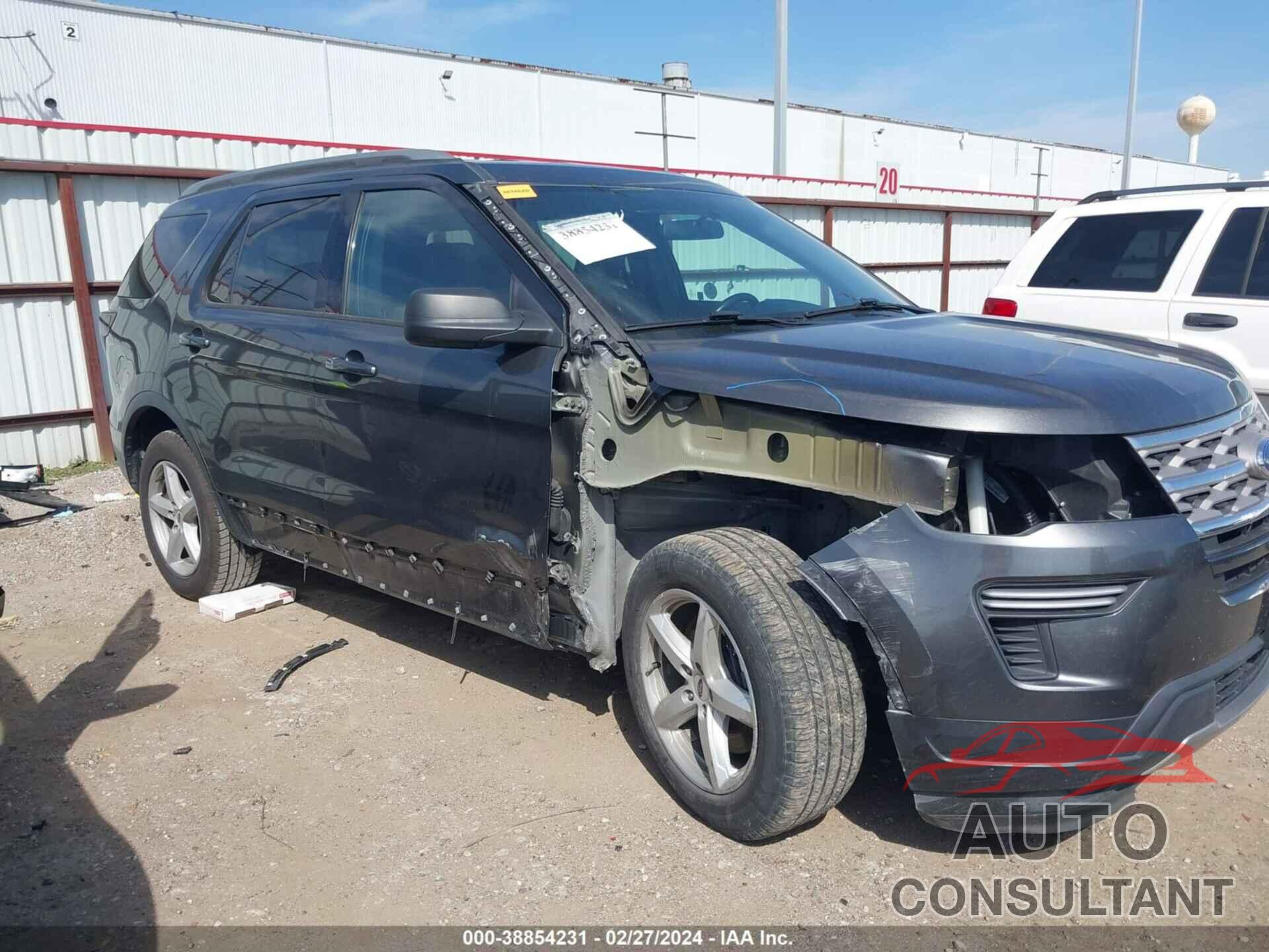 FORD EXPLORER 2018 - 1FM5K7D8XJGB35001