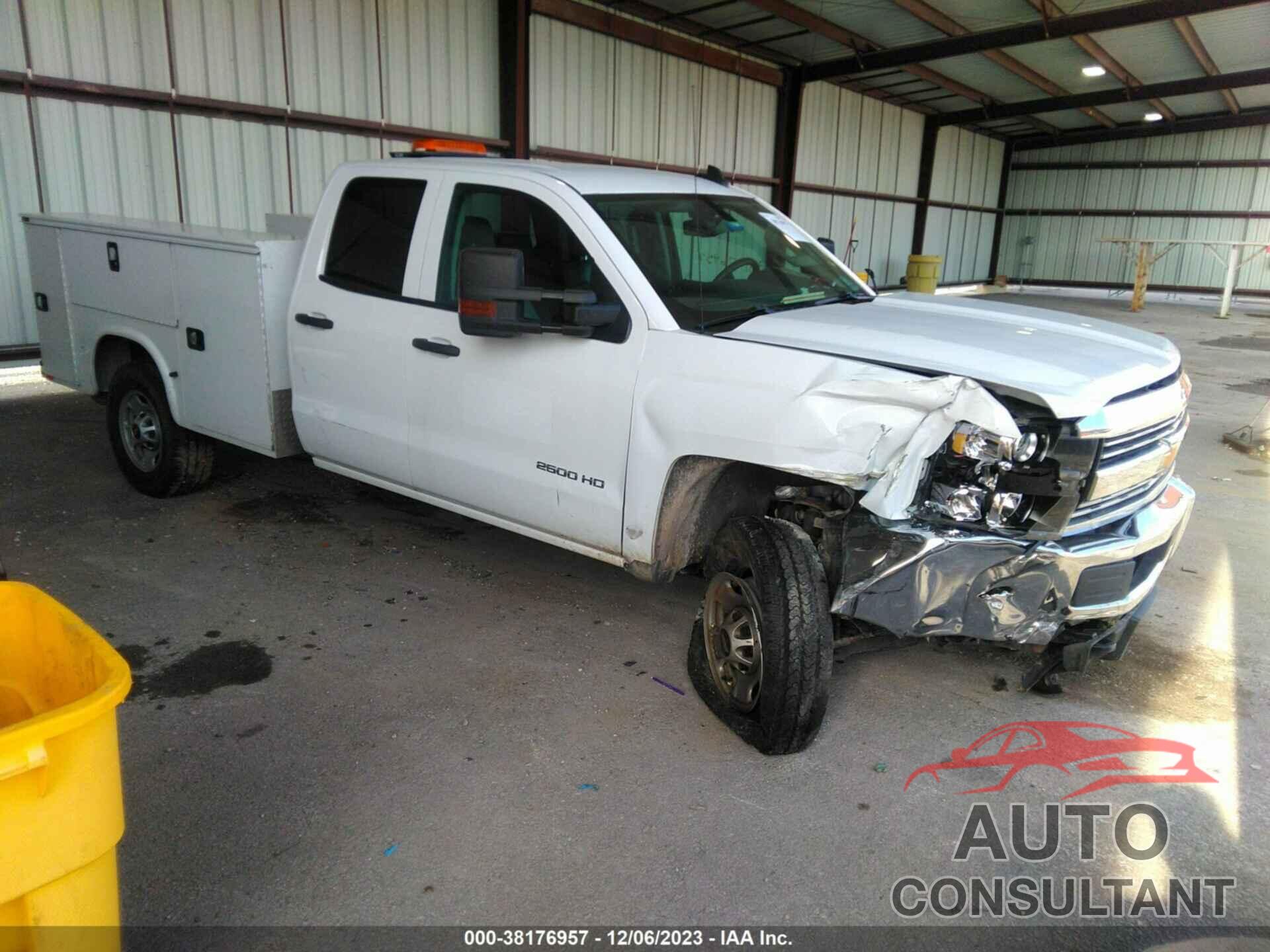 CHEVROLET SILVERADO 2500HD 2018 - 1GB2KUEG3JZ254335