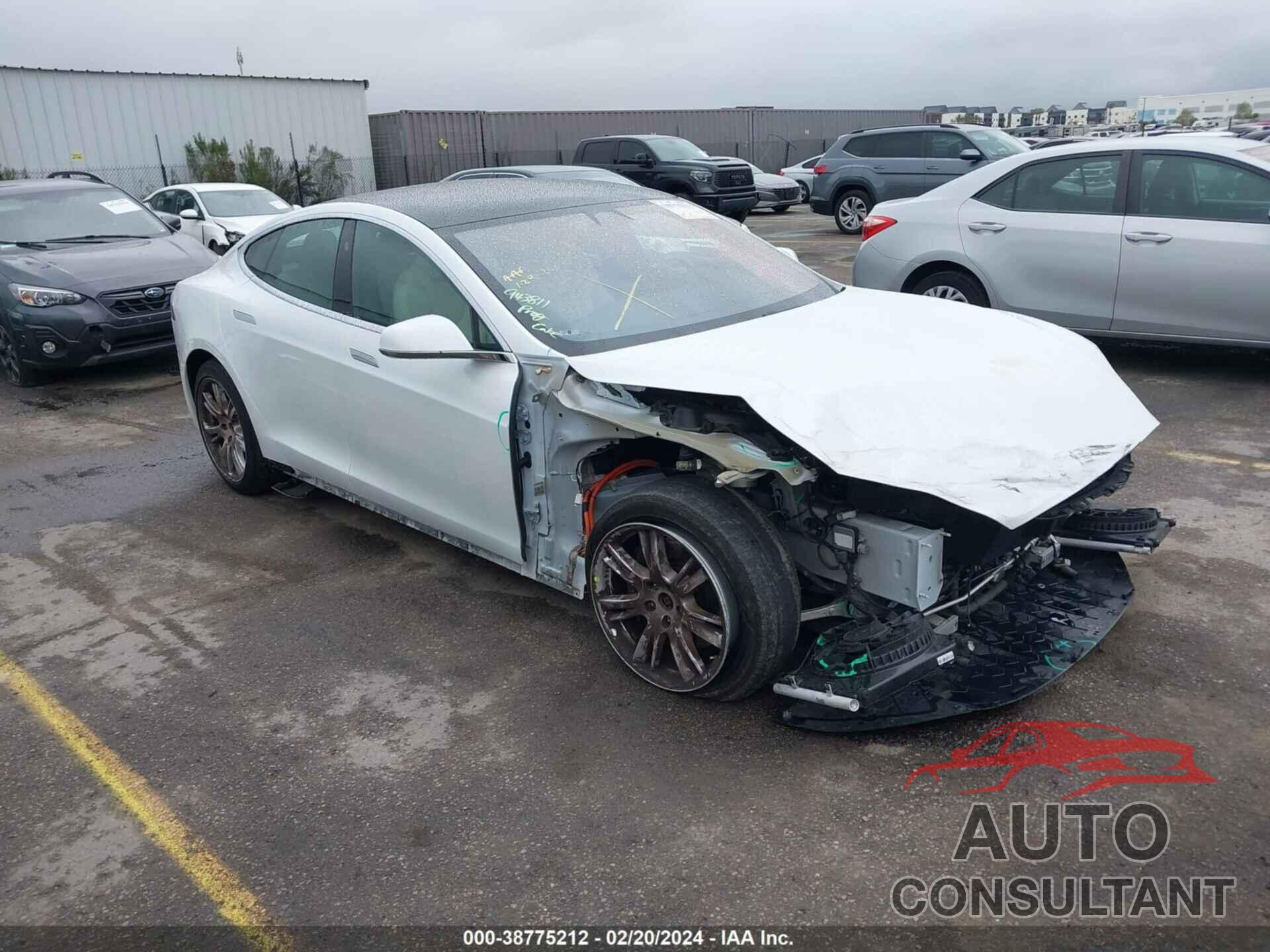 TESLA MODEL S 2020 - 5YJSA1E21LF381840