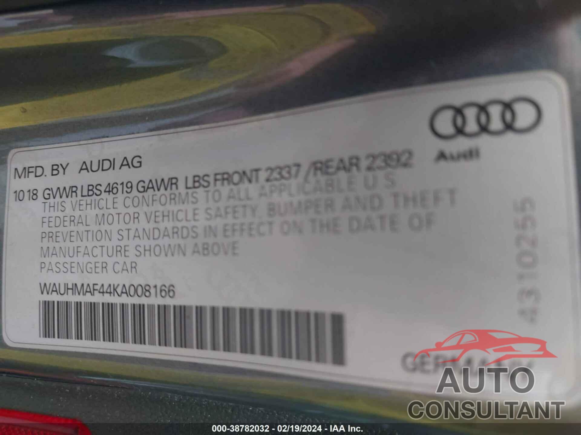 AUDI A4 2019 - WAUHMAF44KA008166