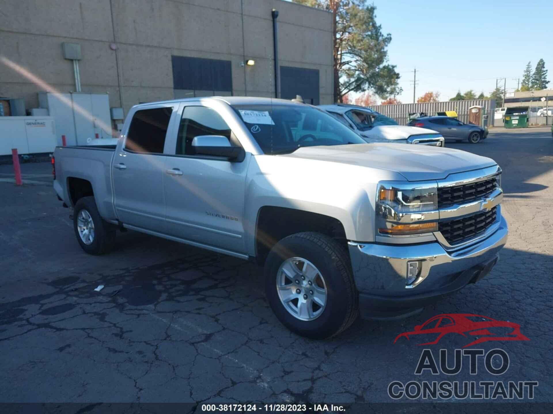 CHEVROLET SILVERADO 1500 2018 - 3GCPCREC6JG609930