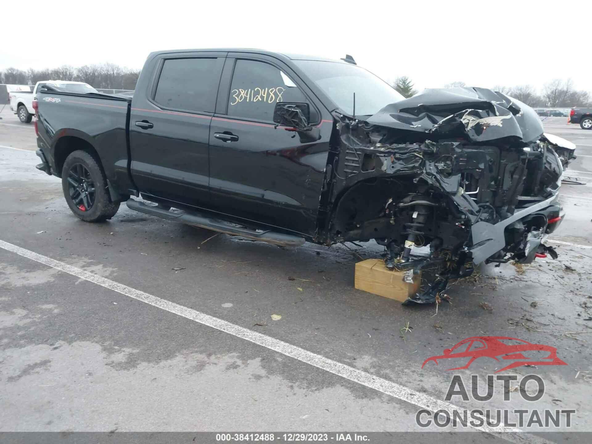 CHEVROLET SILVERADO 1500 2022 - 1GCUDEED6NZ545072