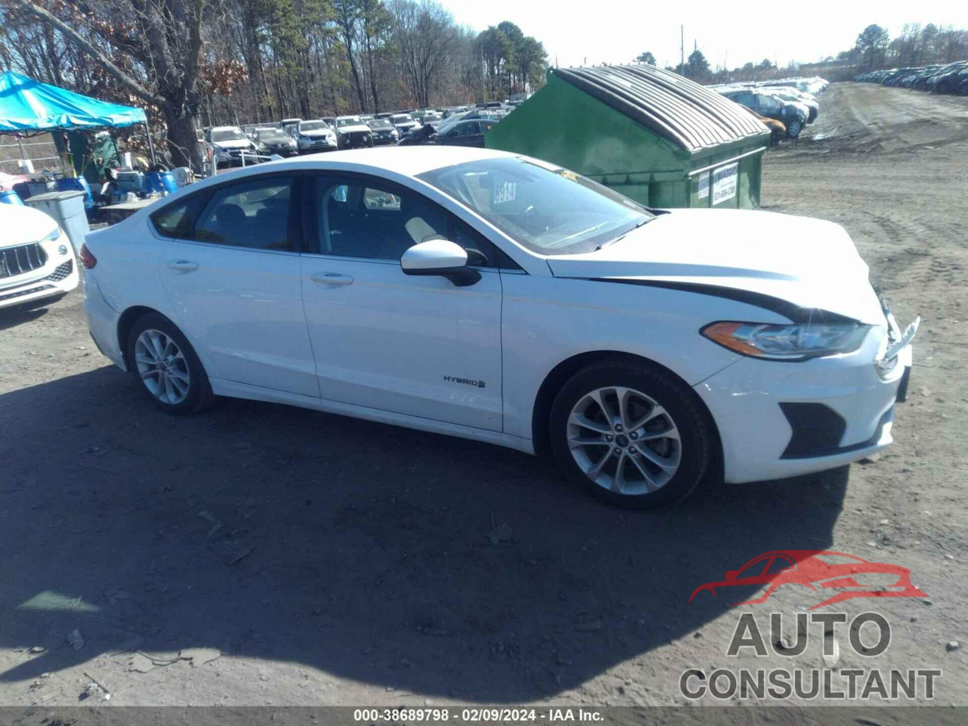 FORD FUSION HYBRID 2019 - 3FA6P0LU0KR137467