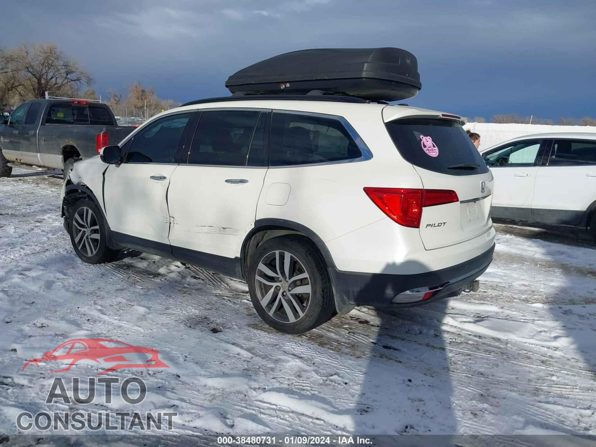 HONDA PILOT 2017 - 5FNYF6H07HB015620