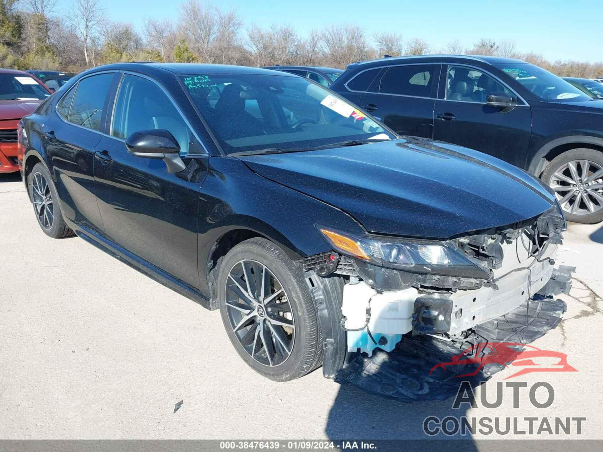 TOYOTA CAMRY 2021 - 4T1G11AK8MU585891