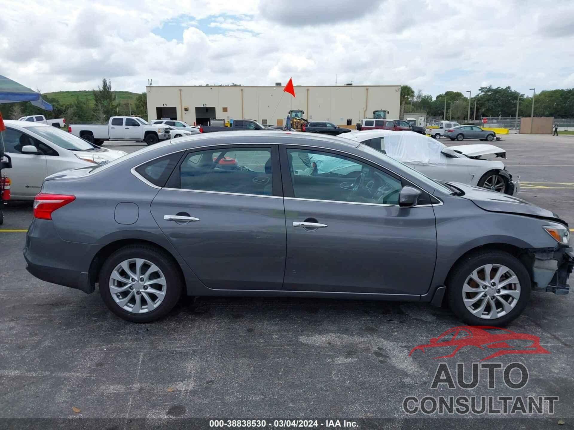 NISSAN SENTRA 2019 - 3N1AB7AP4KL608437