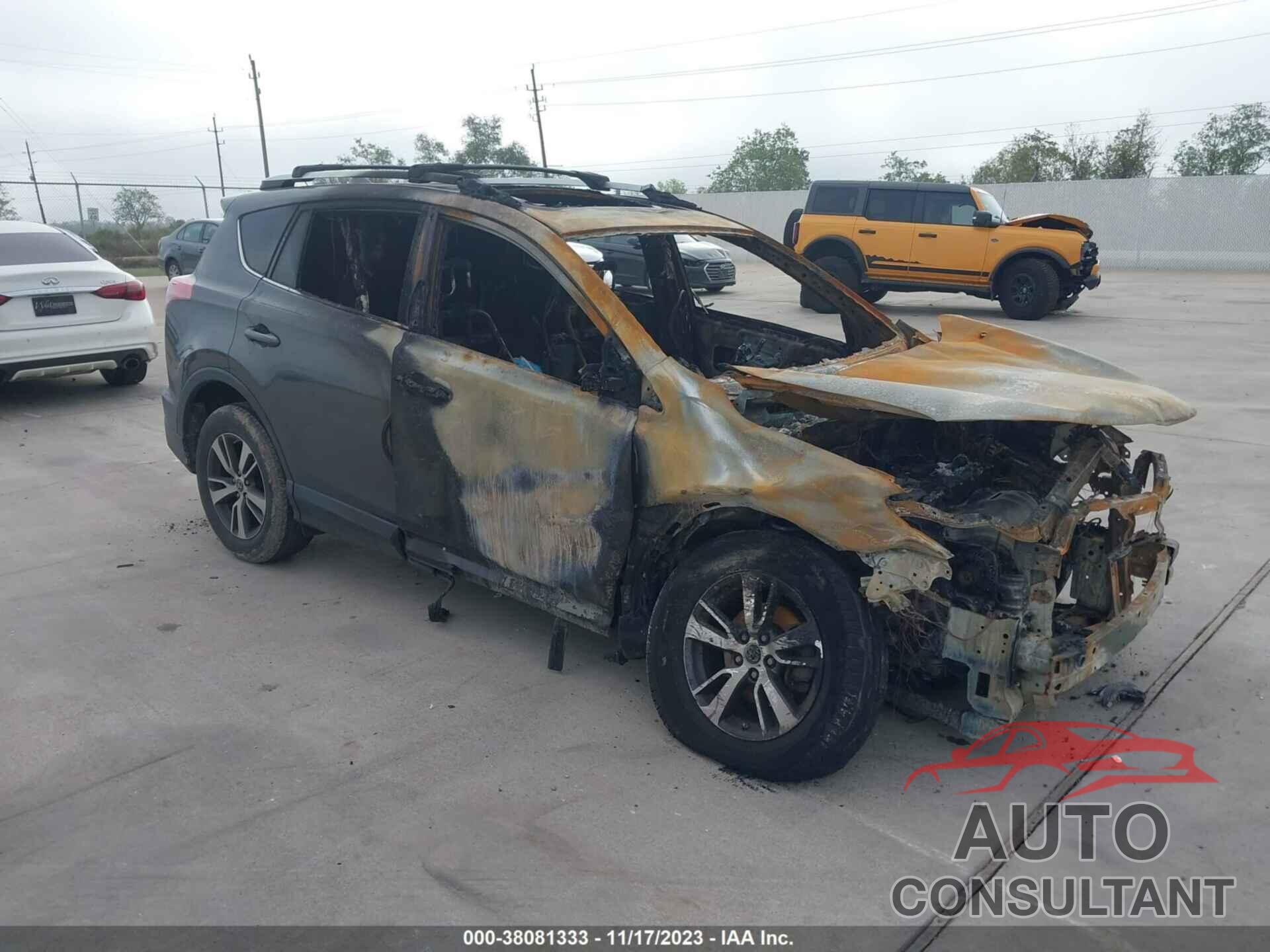TOYOTA RAV4 2016 - JTMWFREV6GJ089790