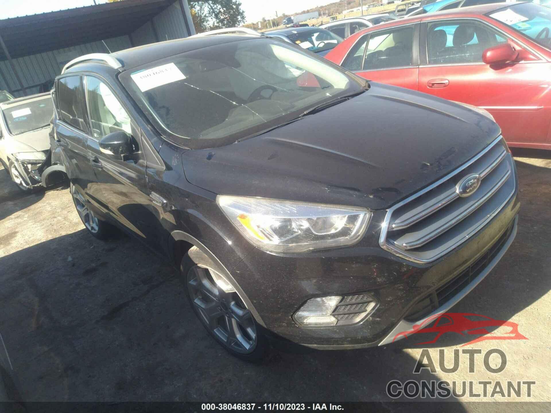 FORD ESCAPE 2017 - 1FMCU0JD9HUD83472