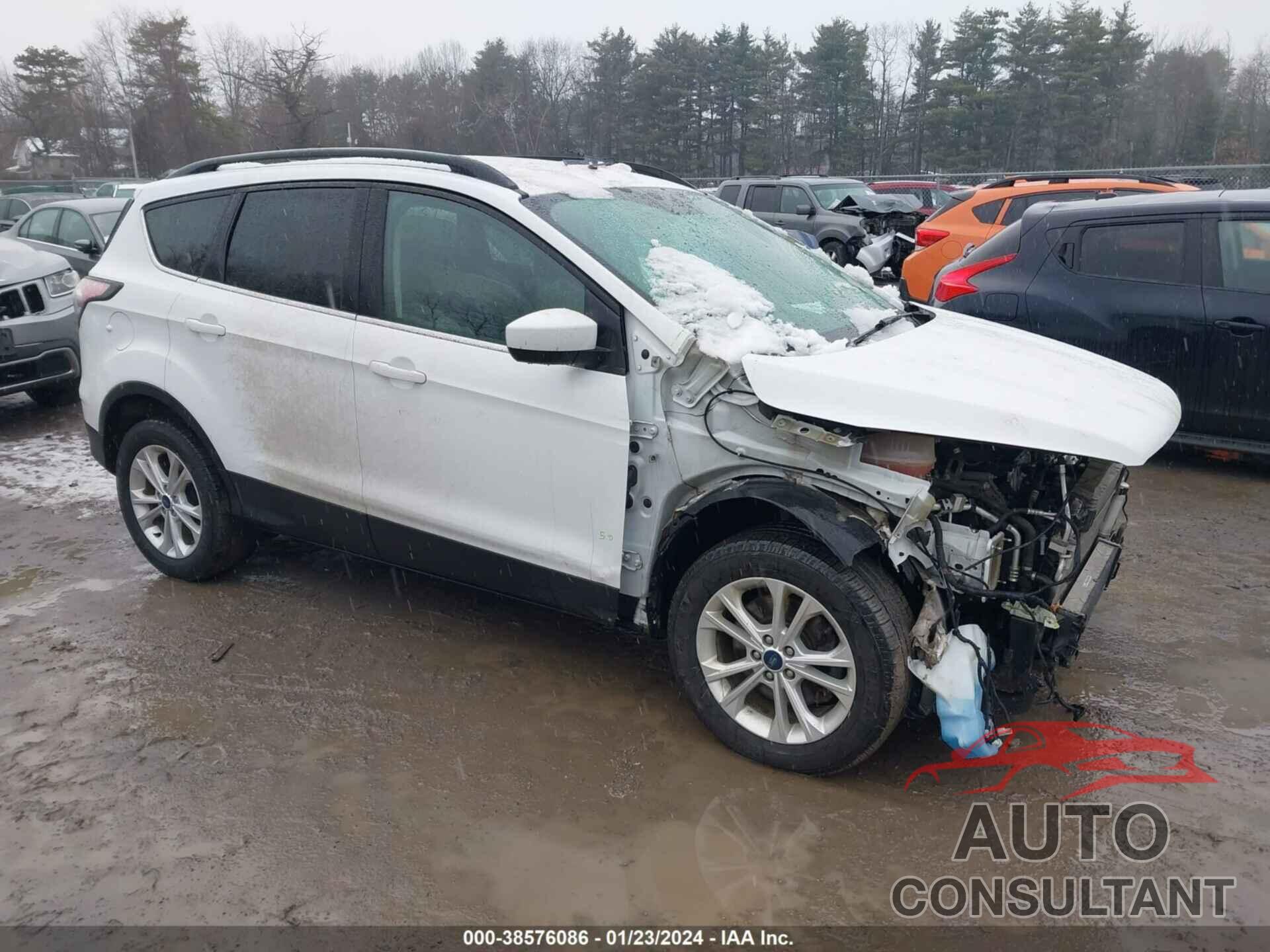 FORD ESCAPE 2017 - 1FMCU9GD0HUB07077