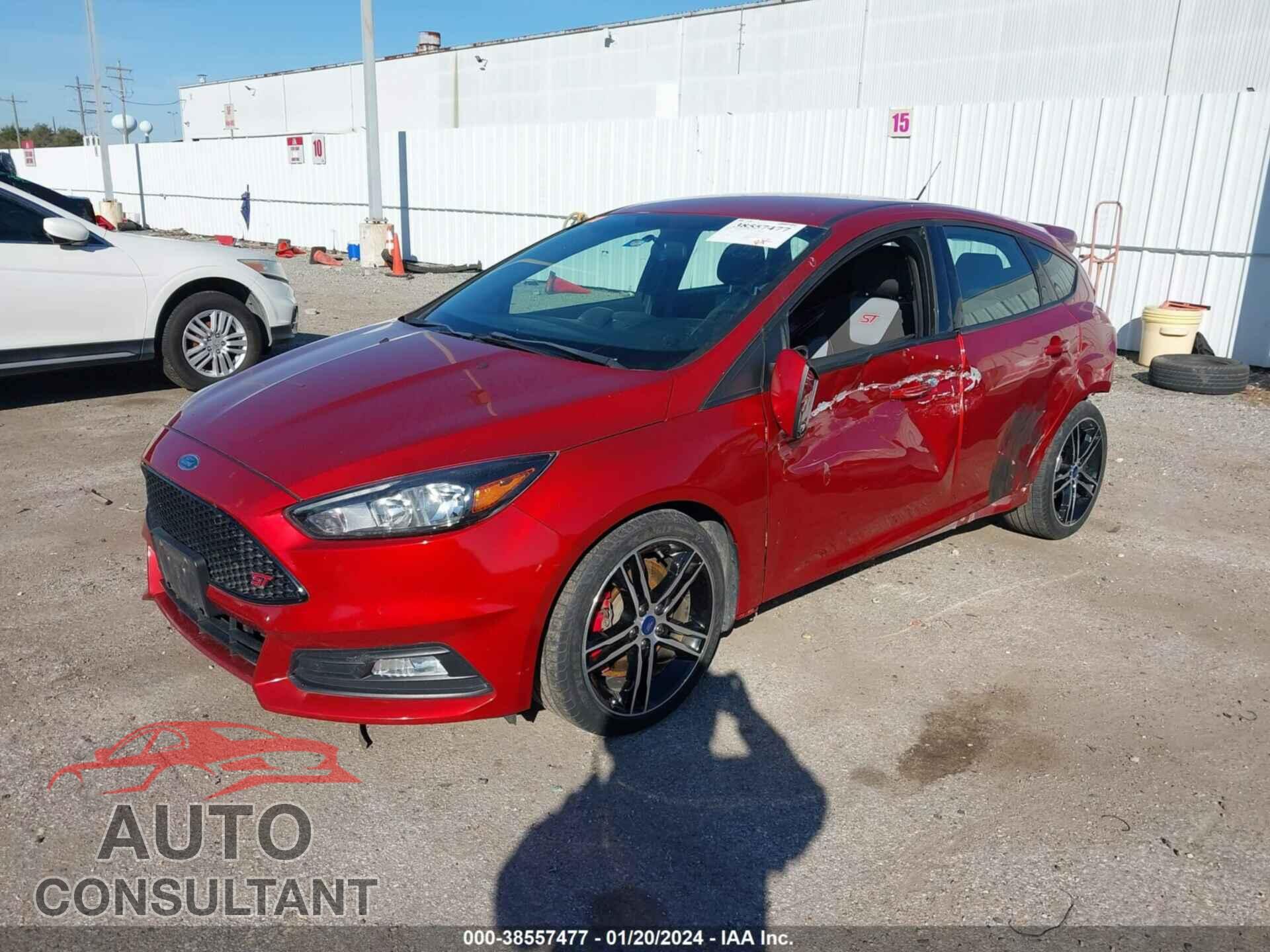 FORD FOCUS ST 2018 - 1FADP3L96JL200072