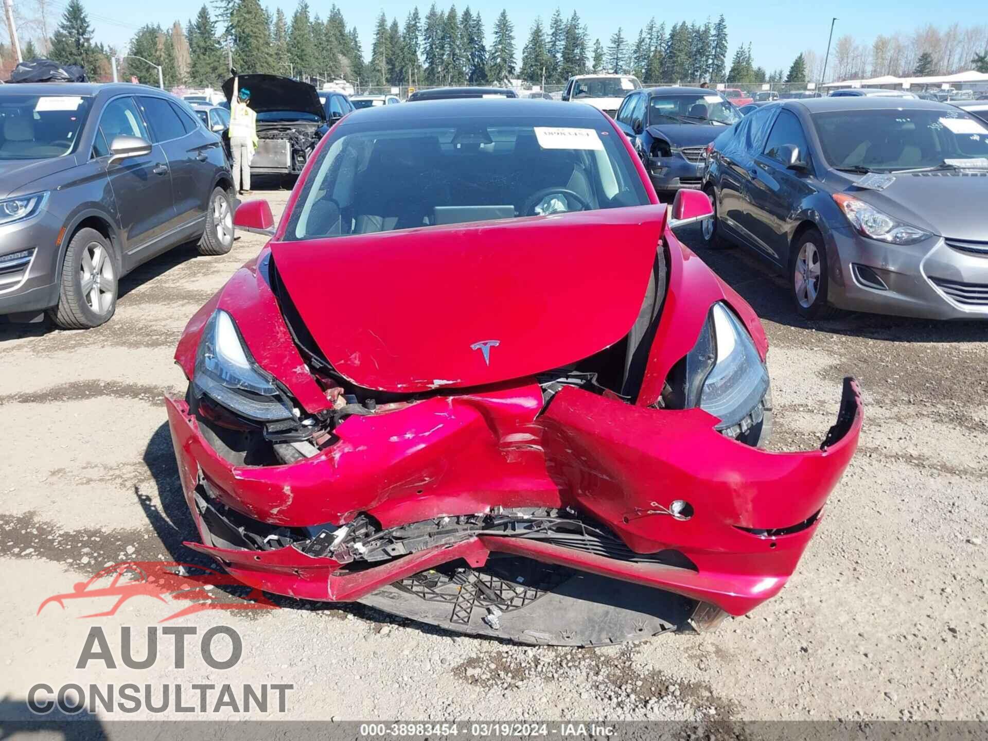 TESLA MODEL 3 2018 - 5YJ3E1EAXJF042961