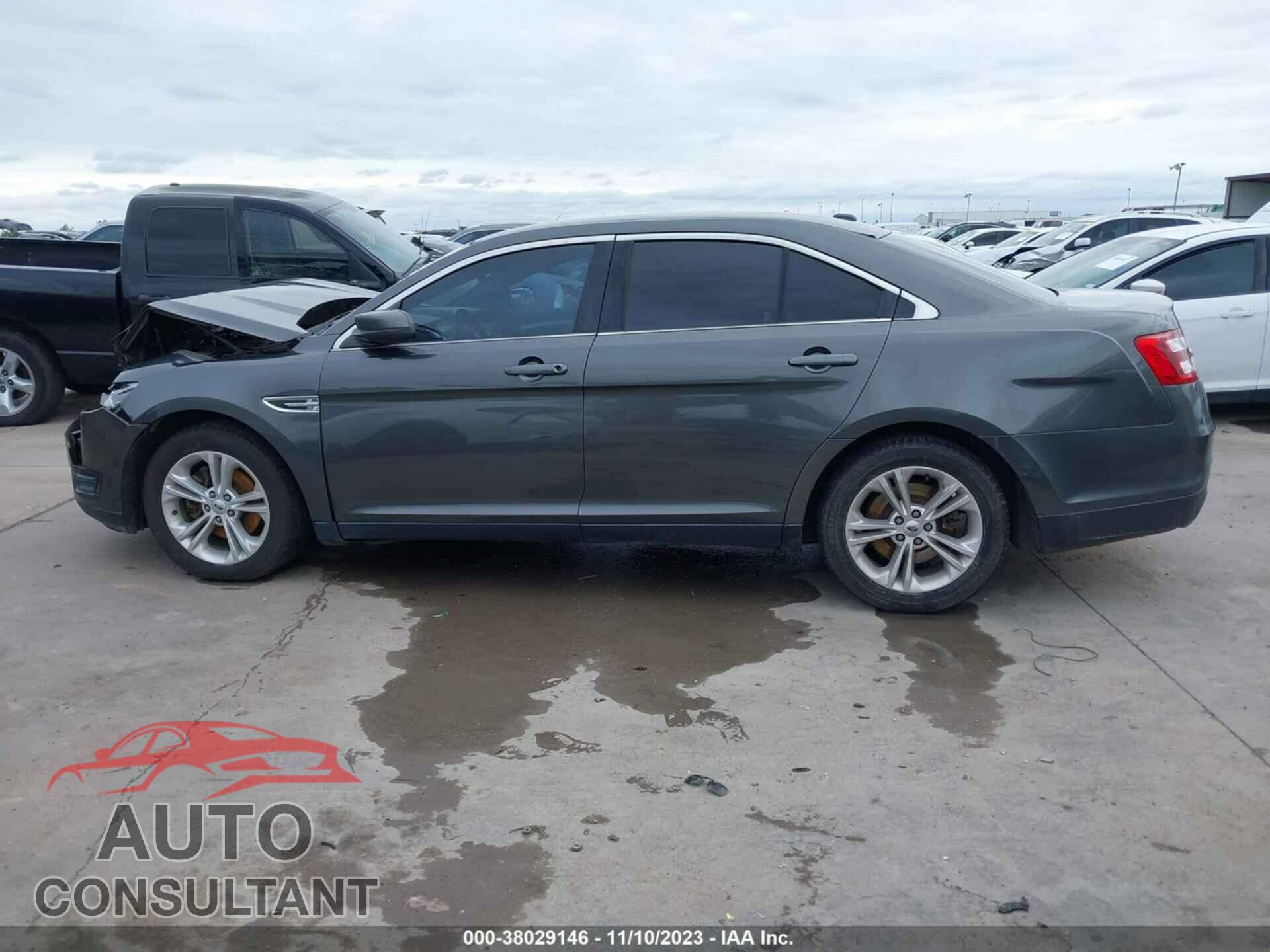 FORD TAURUS 2016 - 1FAHP2E86GG137945