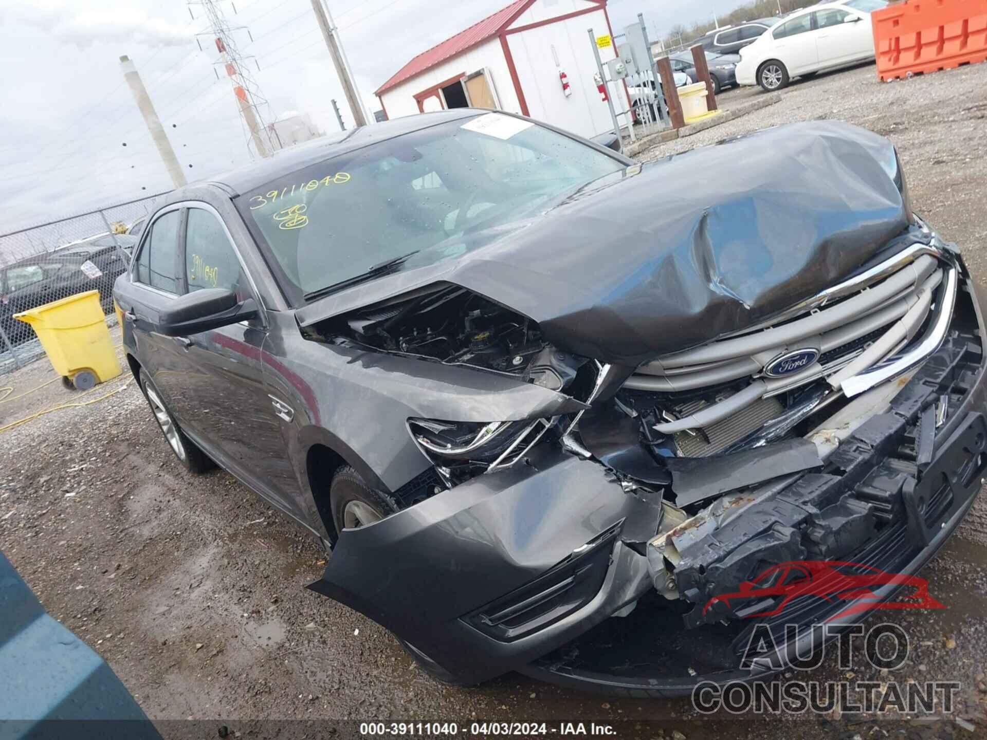 FORD TAURUS 2017 - 1FAHP2E82HG120755