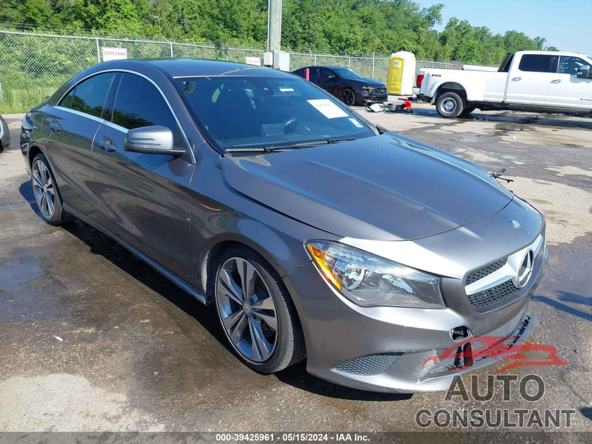 MERCEDES-BENZ CLA 250 2016 - WDDSJ4EB3GN323114