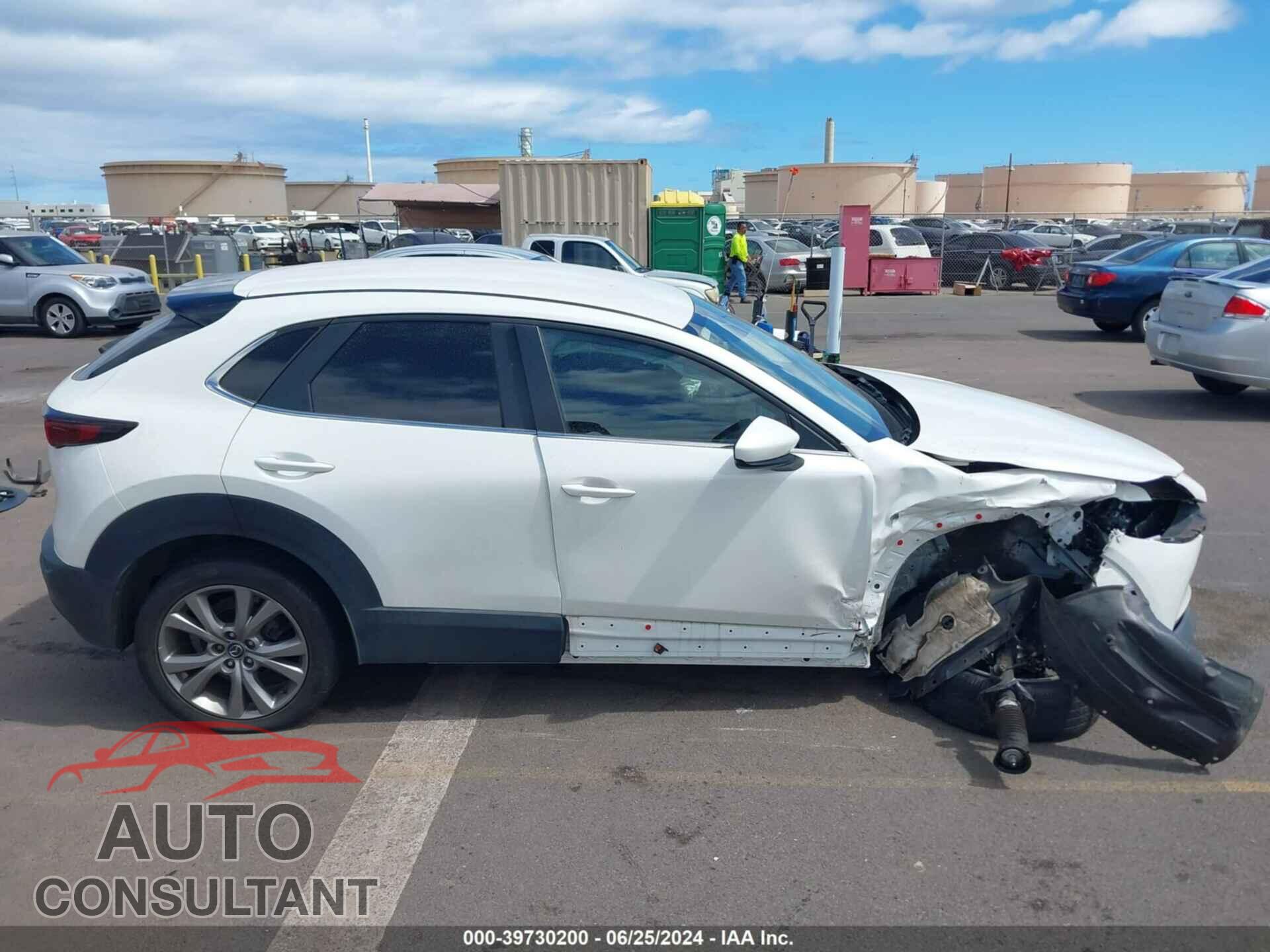 MAZDA CX-30 2020 - 3MVDMACL6LM109189