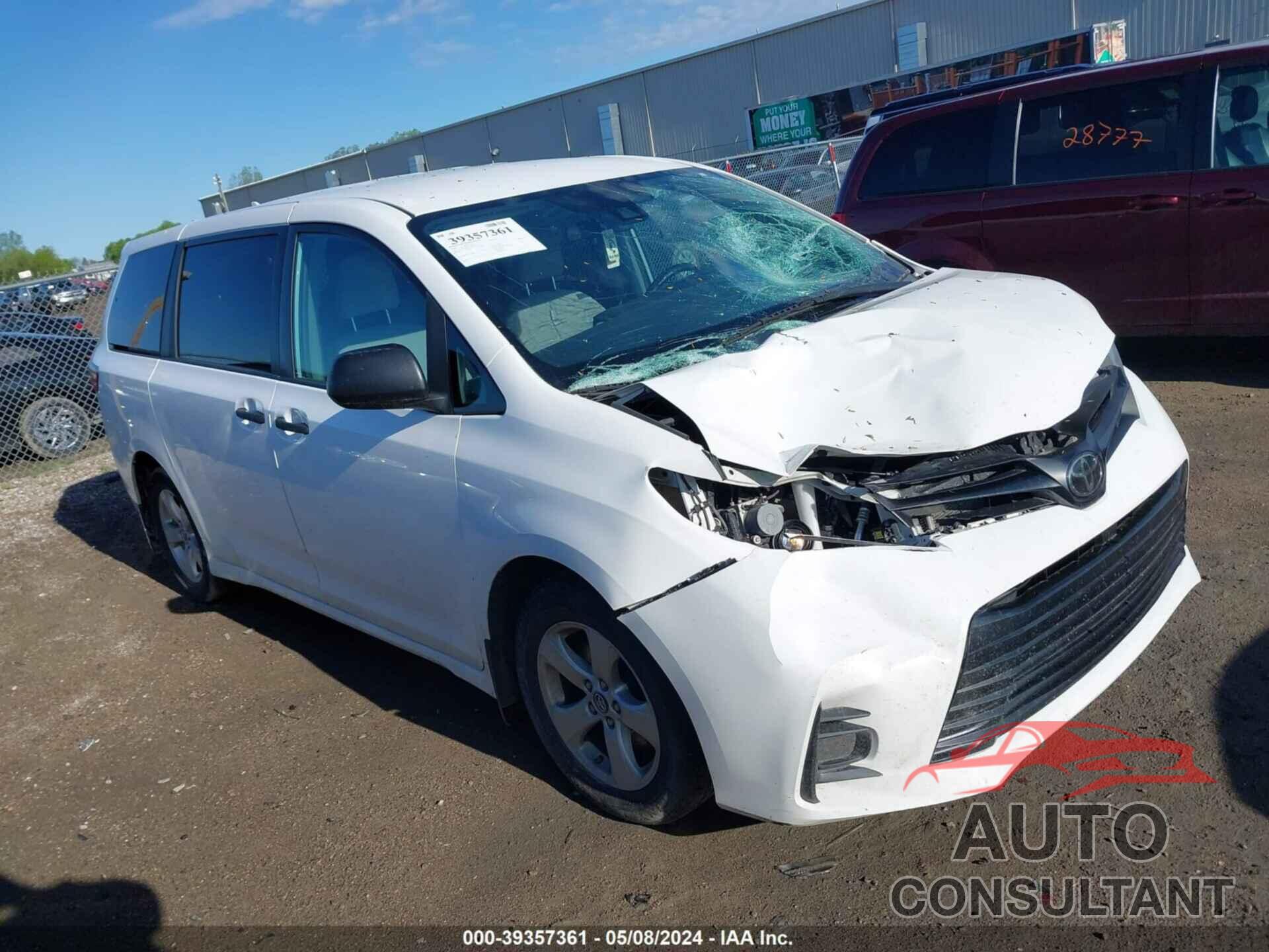 TOYOTA SIENNA 2019 - 5TDZZ3DC8KS974165