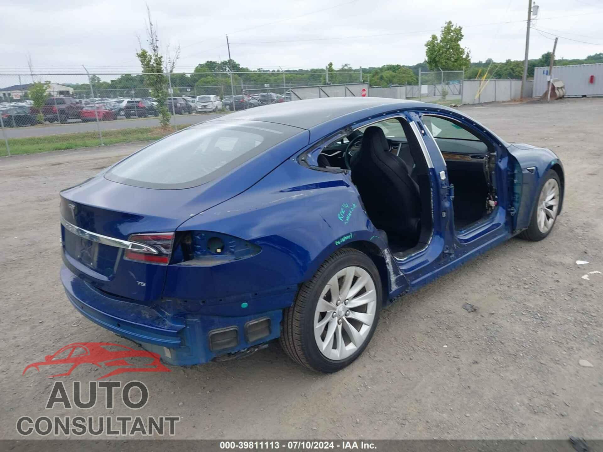 TESLA MODEL S 2017 - 5YJSA1E19HF216262