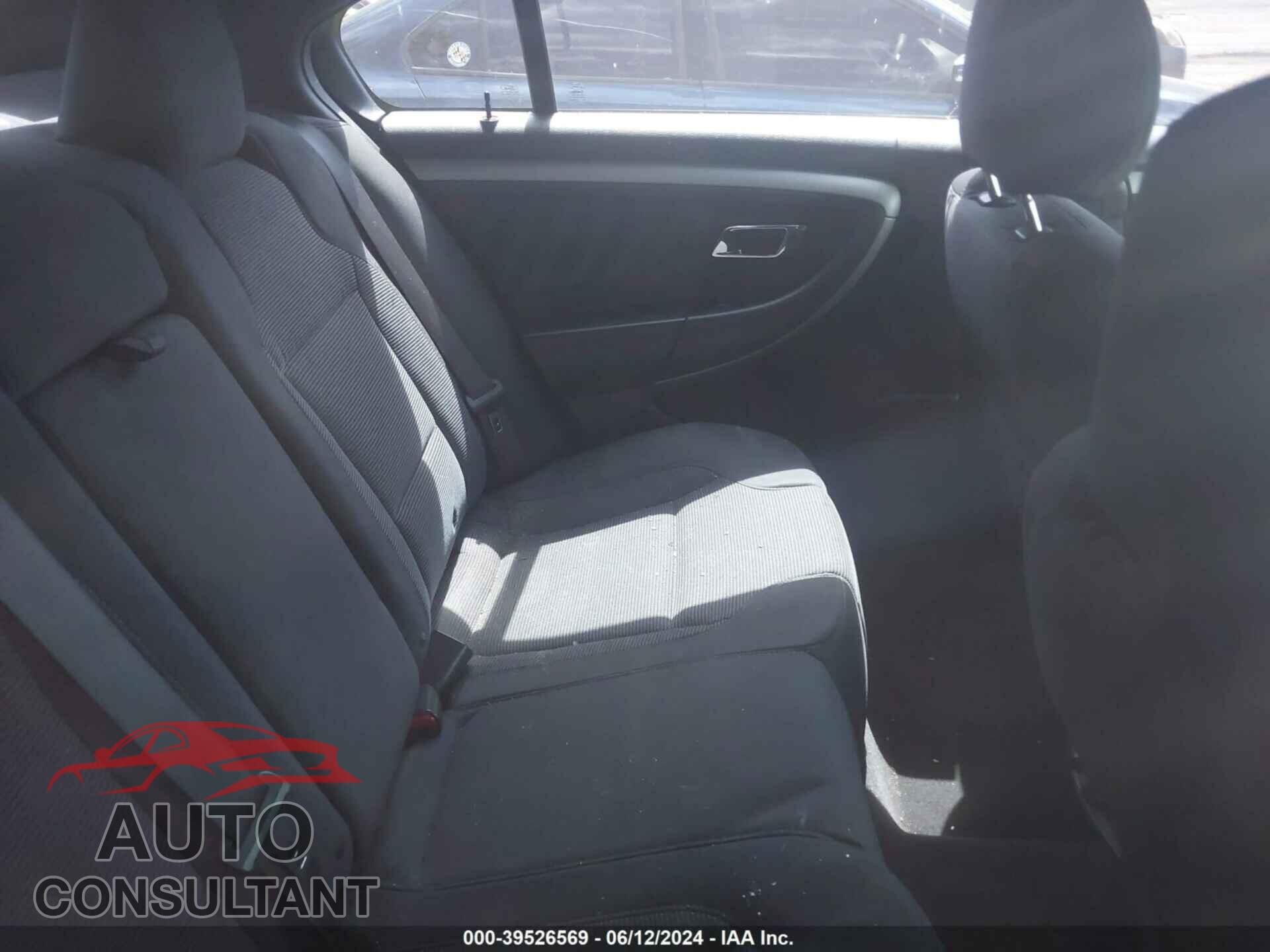 FORD TAURUS 2016 - 1FAHP2E84GG131187