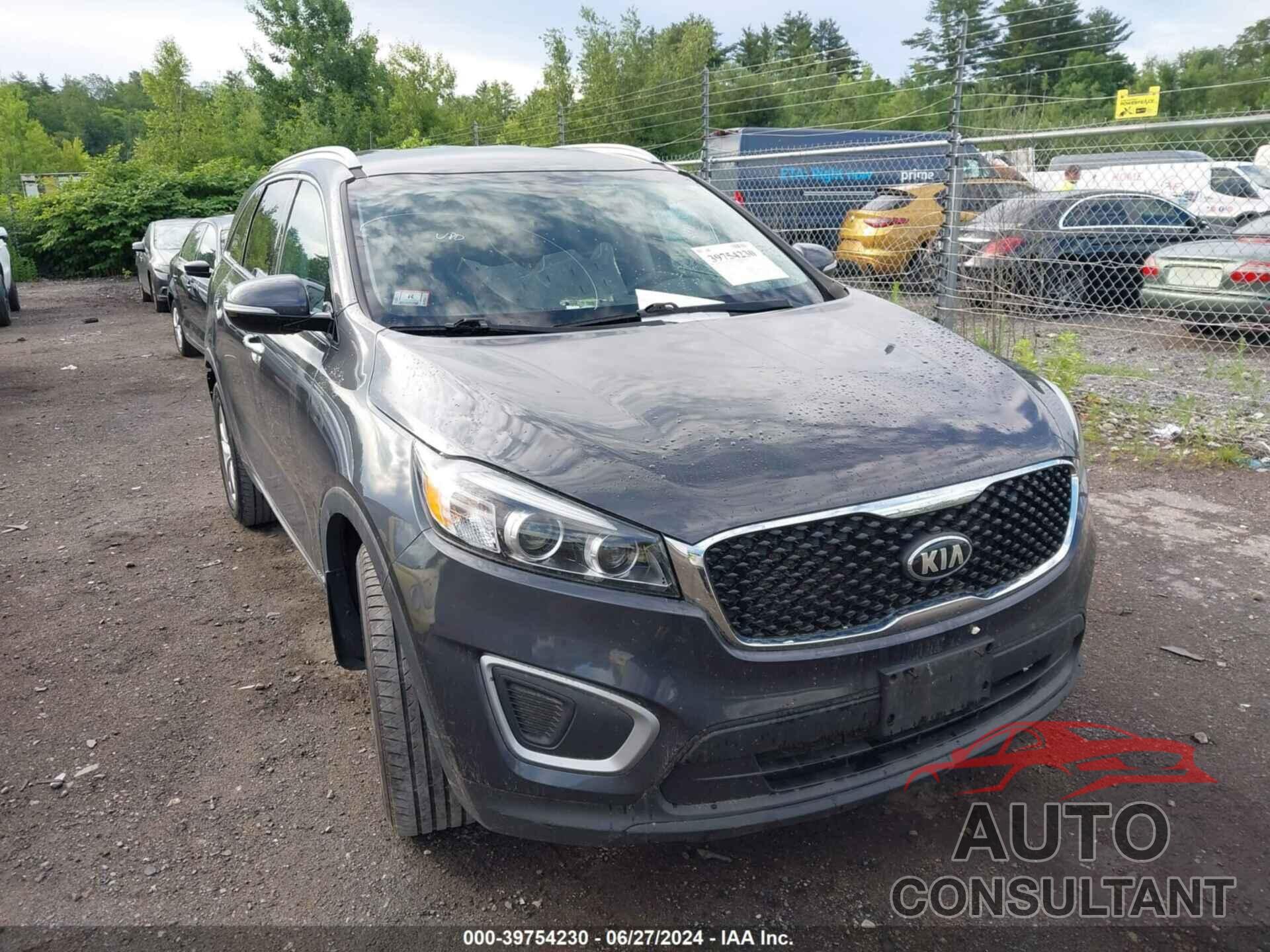 KIA SORENTO 2017 - 5XYPGDA33HG249165
