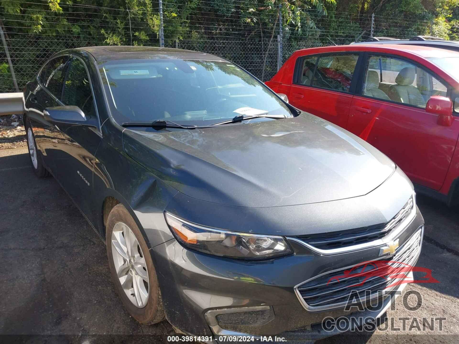 CHEVROLET MALIBU 2017 - 1G1ZE5ST9HF175801