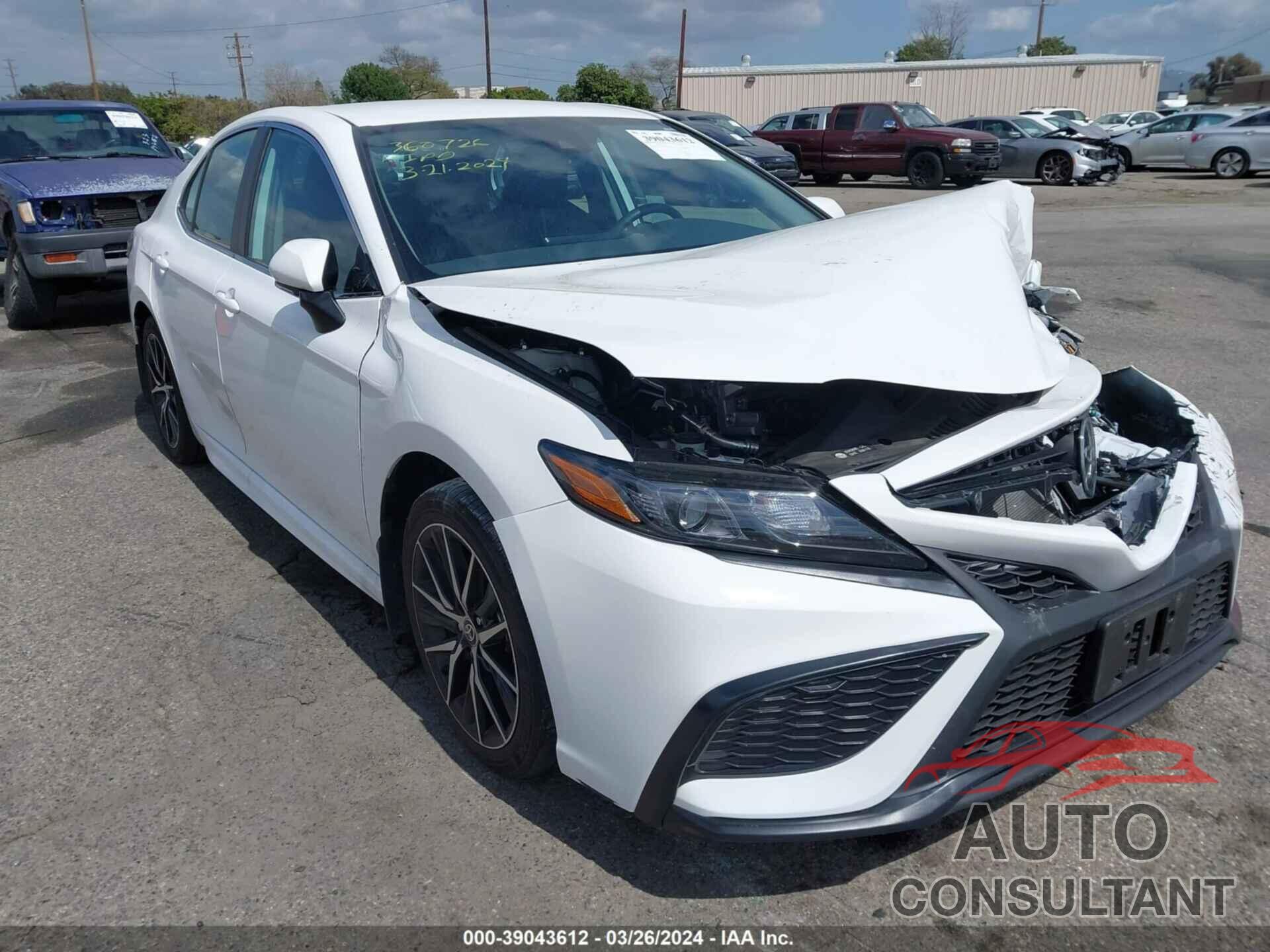 TOYOTA CAMRY 2023 - 4T1T11AK1PU807335